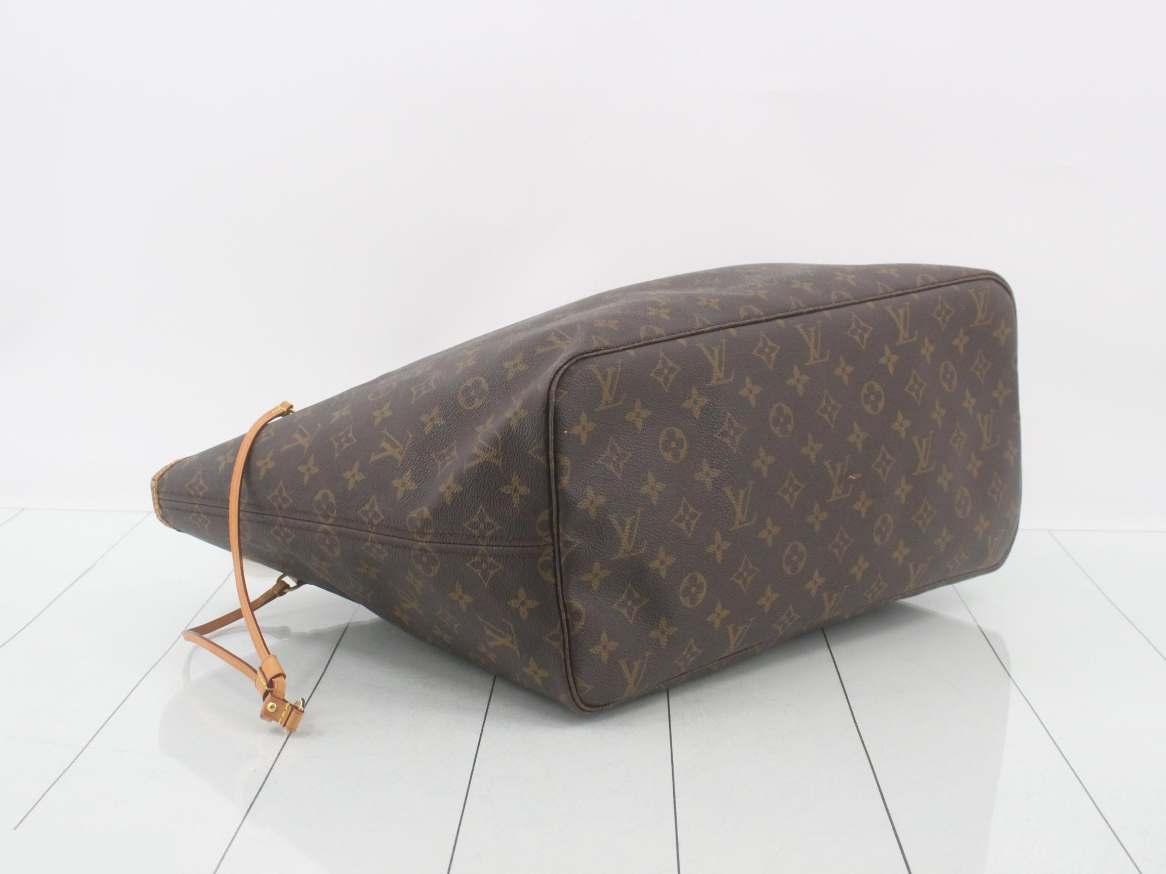 M40157 Monogram Neverfull GM Tote Bag / Handbag — view 5