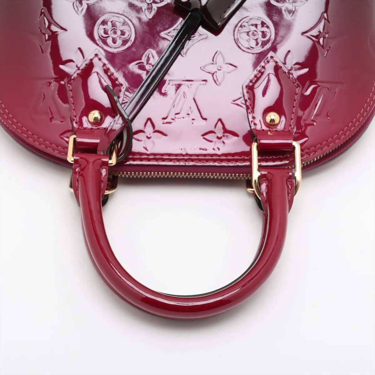 Vernis Alma BB M90322 SN2147 Burgundy. RFID detected. Clochette strap coating peeling. — view 5