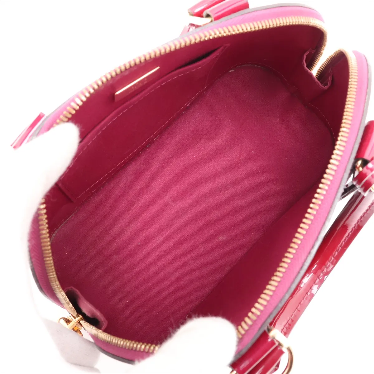 Vernis Alma BB M90322 SN2147 Burgundy. RFID detected. Clochette strap coating peeling. — view 8