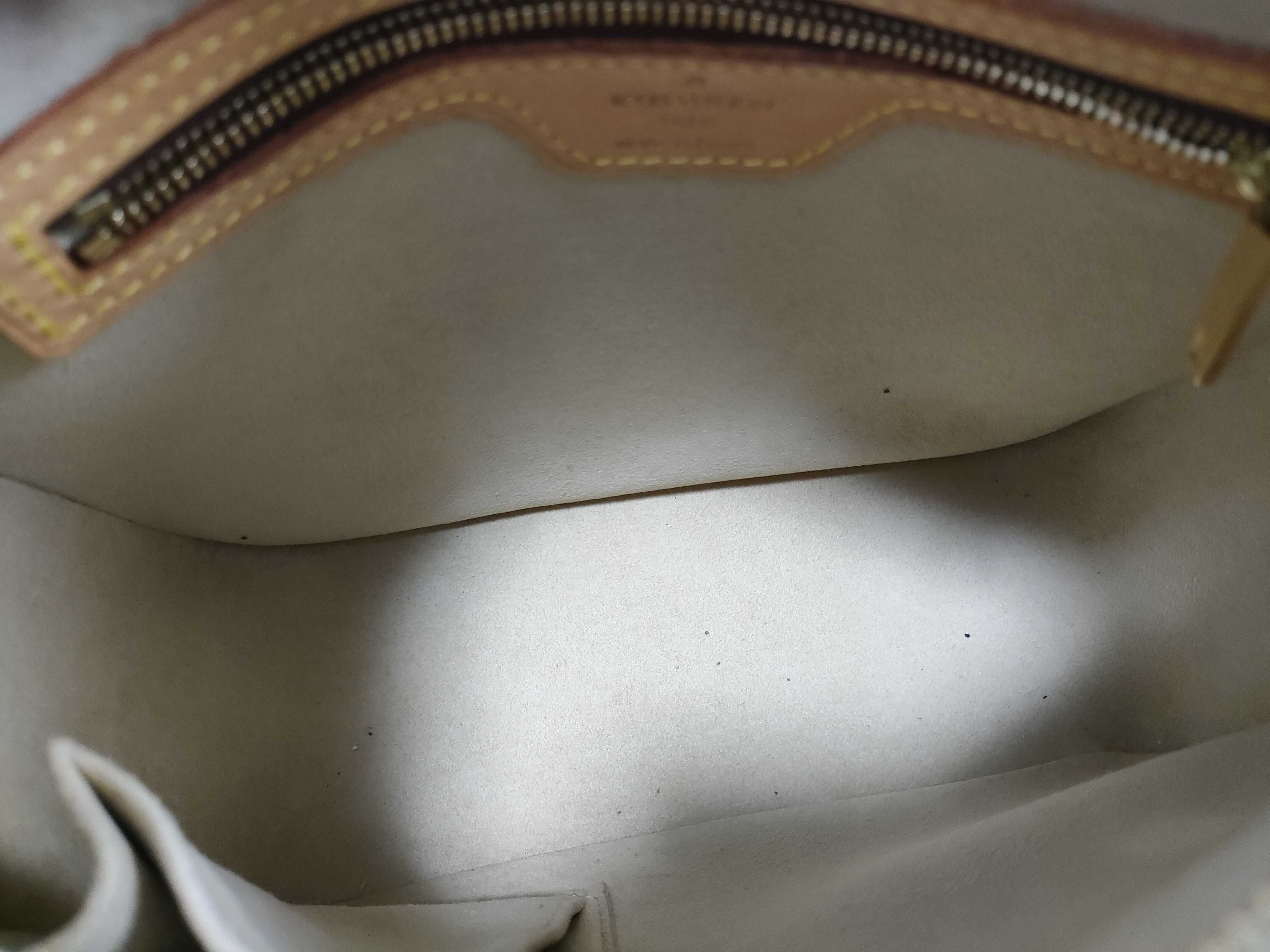 Monogram Looping MM Handbag — view 10