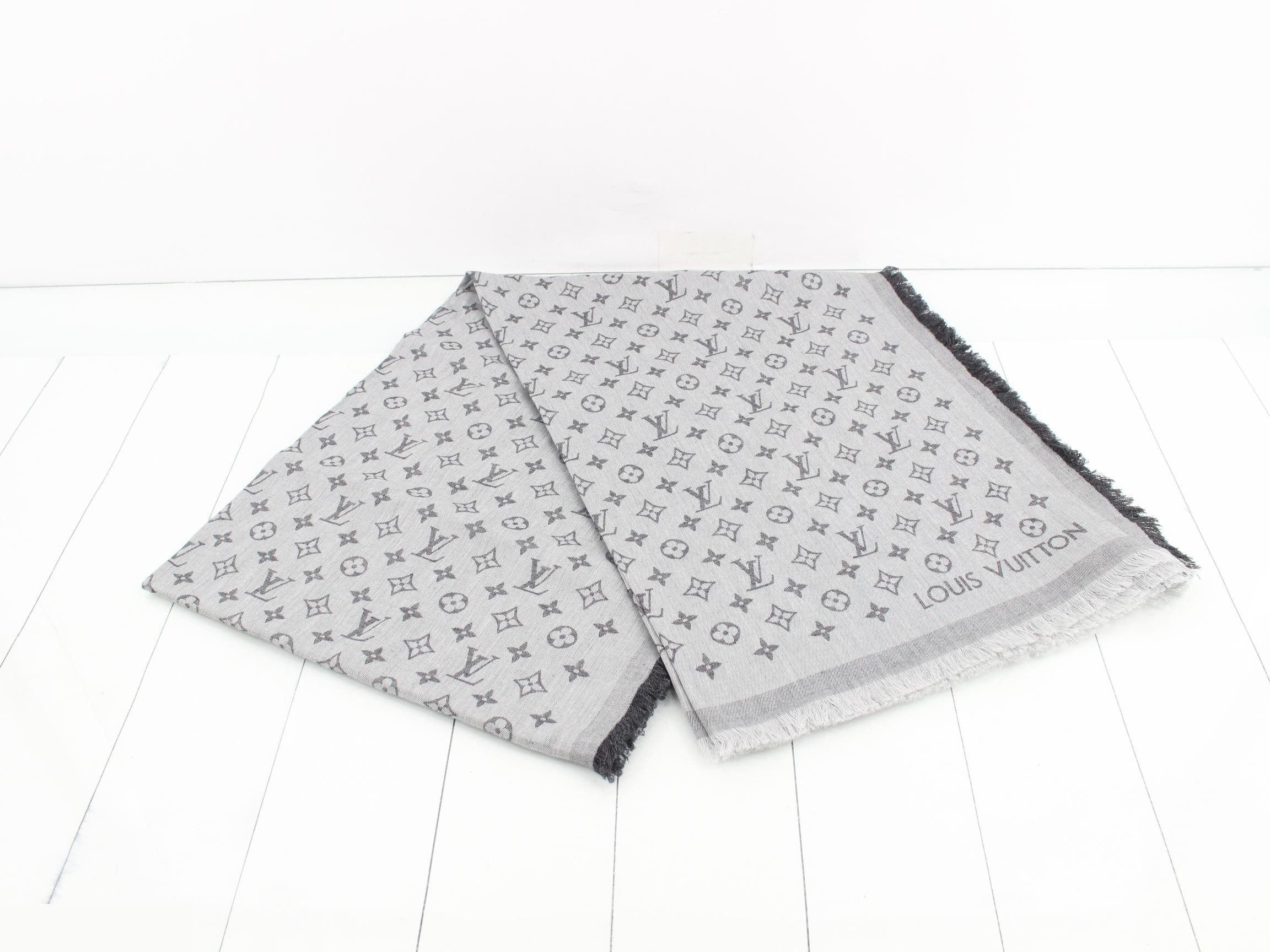 Etol Monogram Essential (Grey) — view 2
