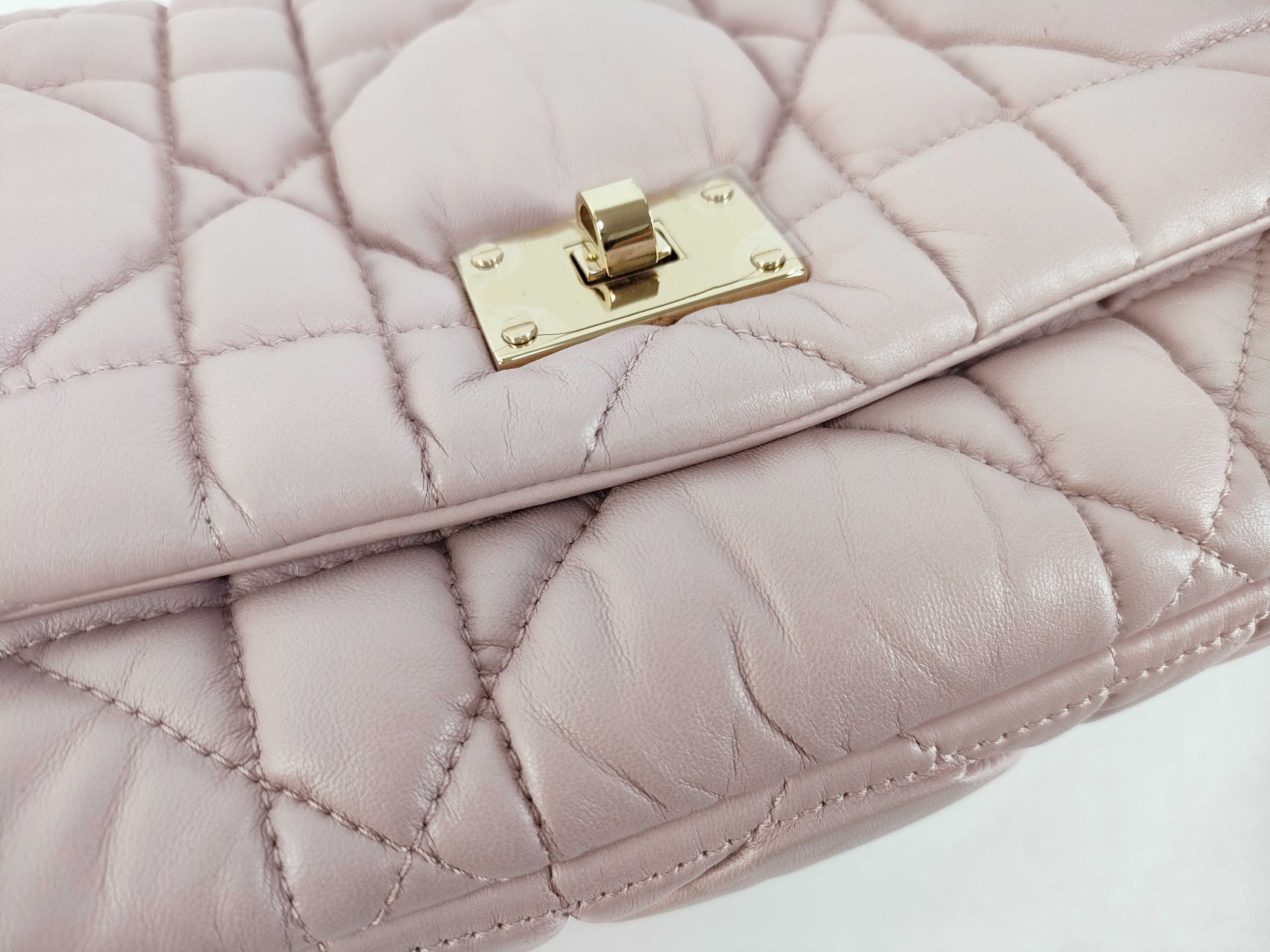 Chain Shoulder Bag / Quilted / 01-B0-0152 Shoulder Bag — view 7