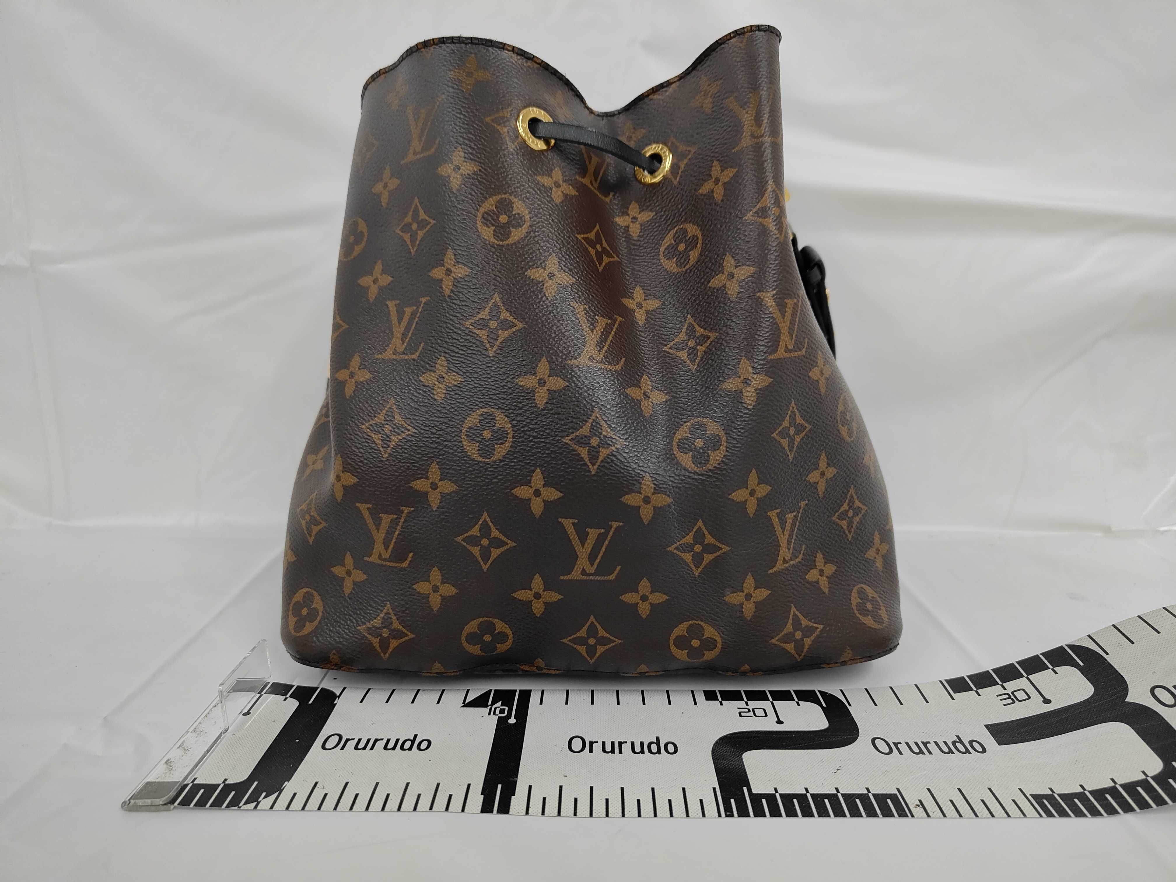 Monogram NeoNoe MI0020 Shoulder Bag — view 2