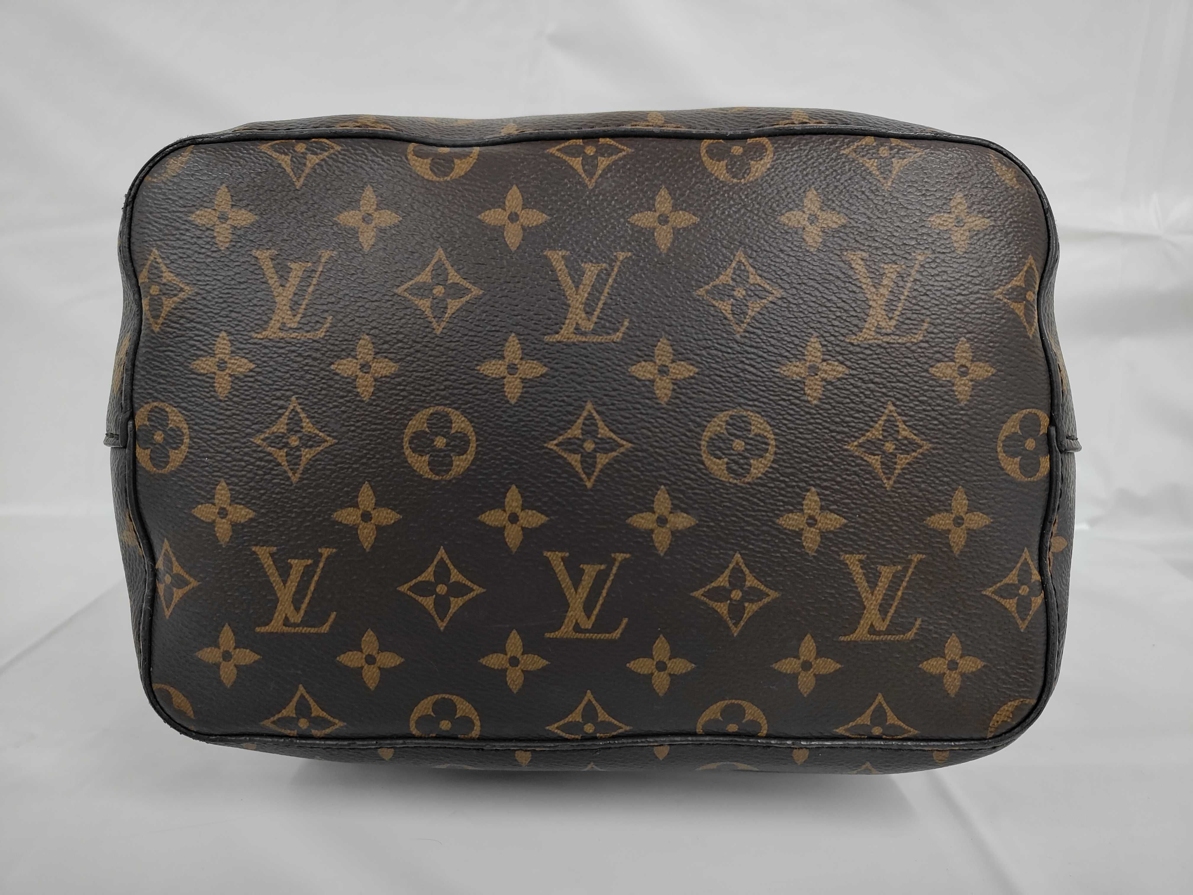 Monogram NeoNoe MI0020 Shoulder Bag — view 3