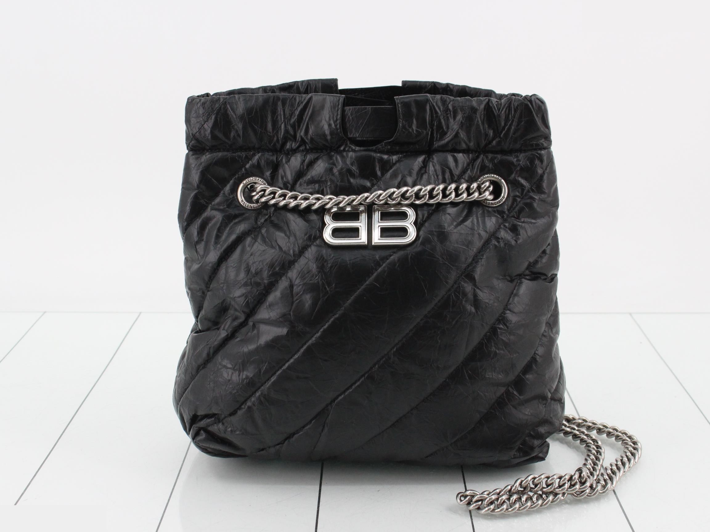 Other lines: Bags, Tote bags, Shoulder bags