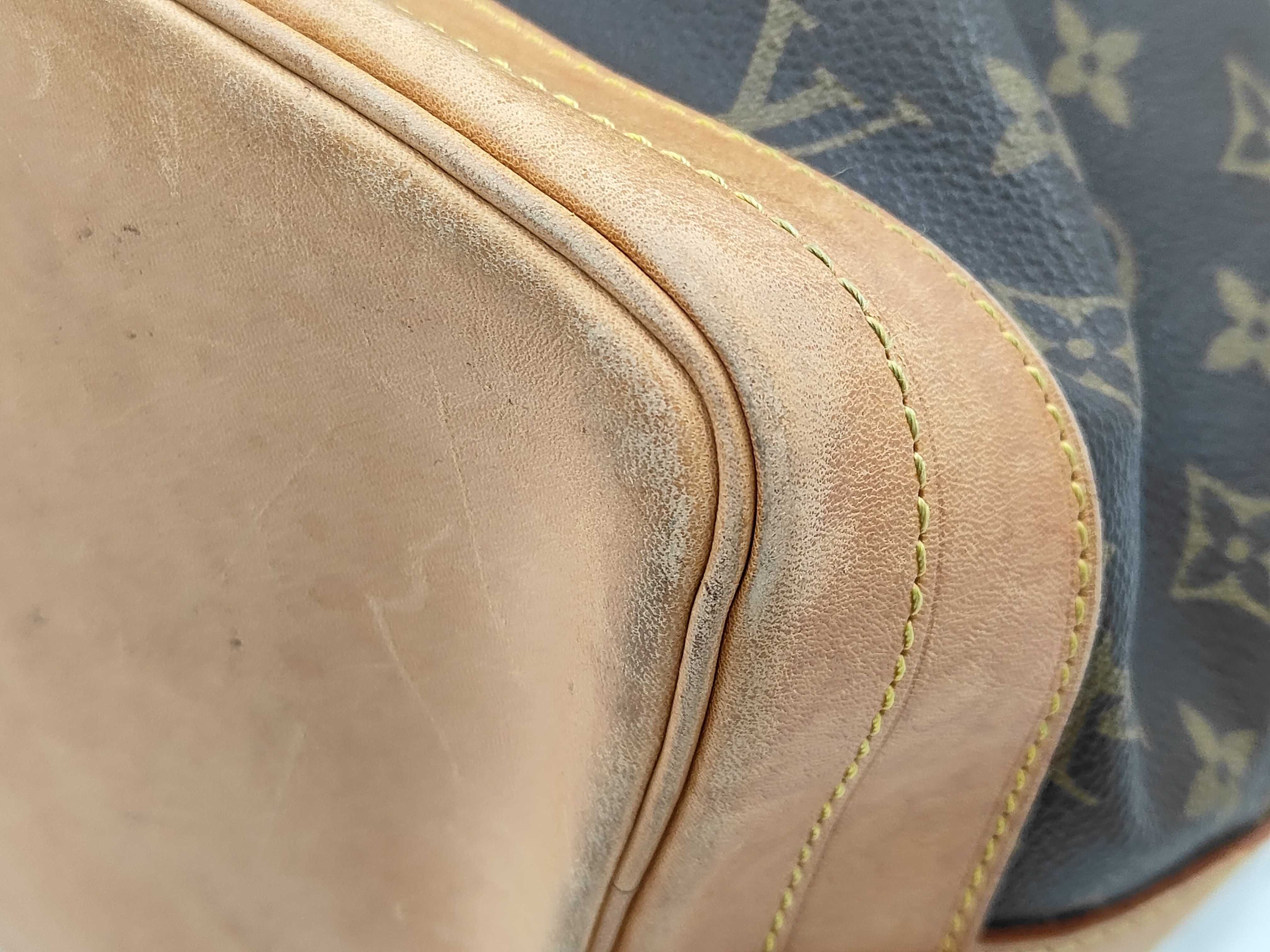 LV Monogram Noé Shoulder Bag — view 6