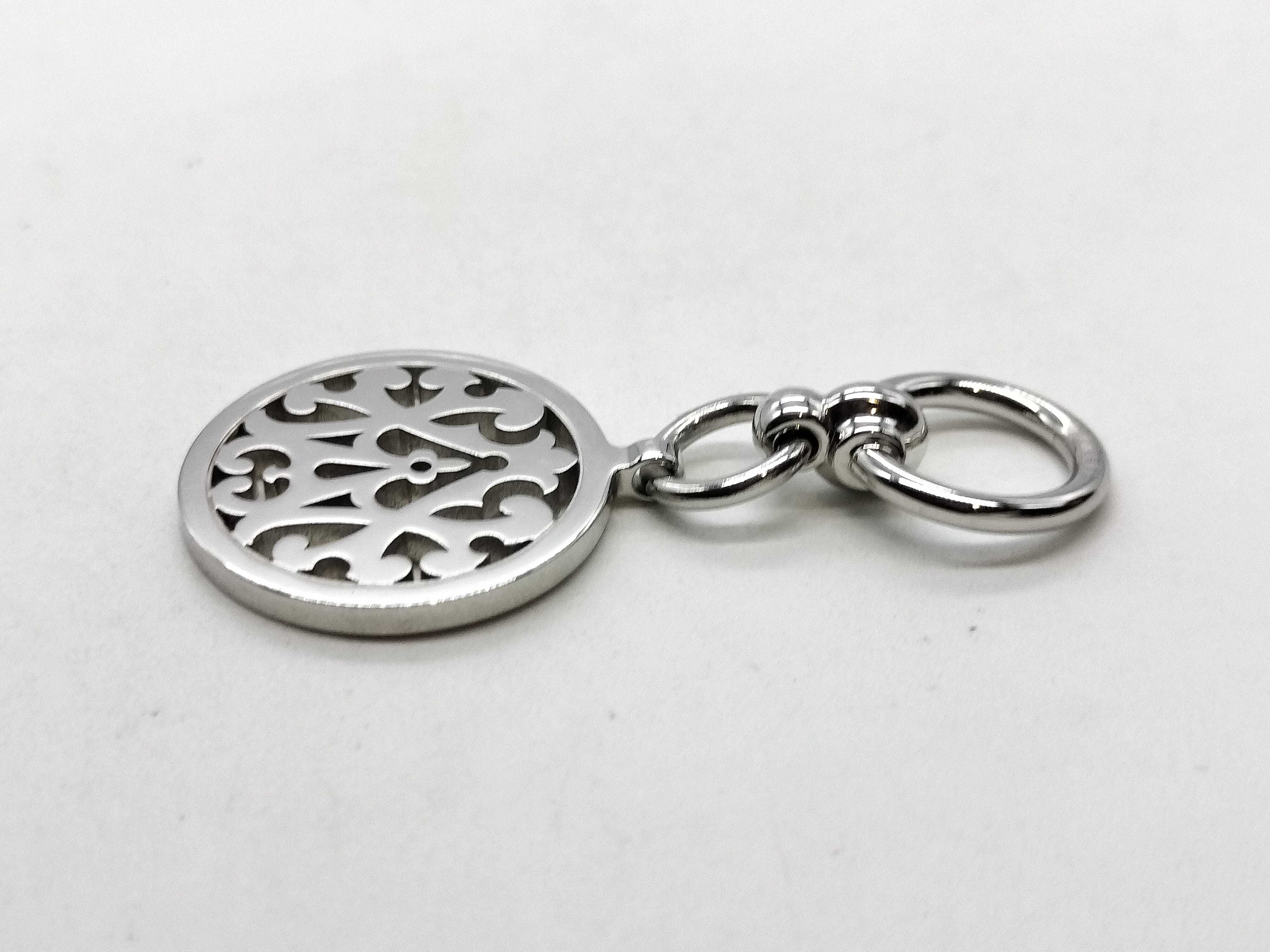 scarf ring and other accessories — view 4