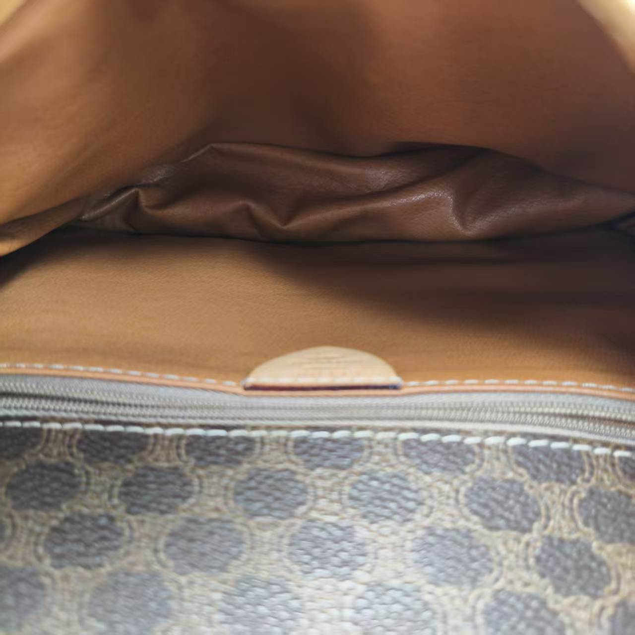 【*Shipped from: China*】CELINE PU Shoulder Bag — view 7