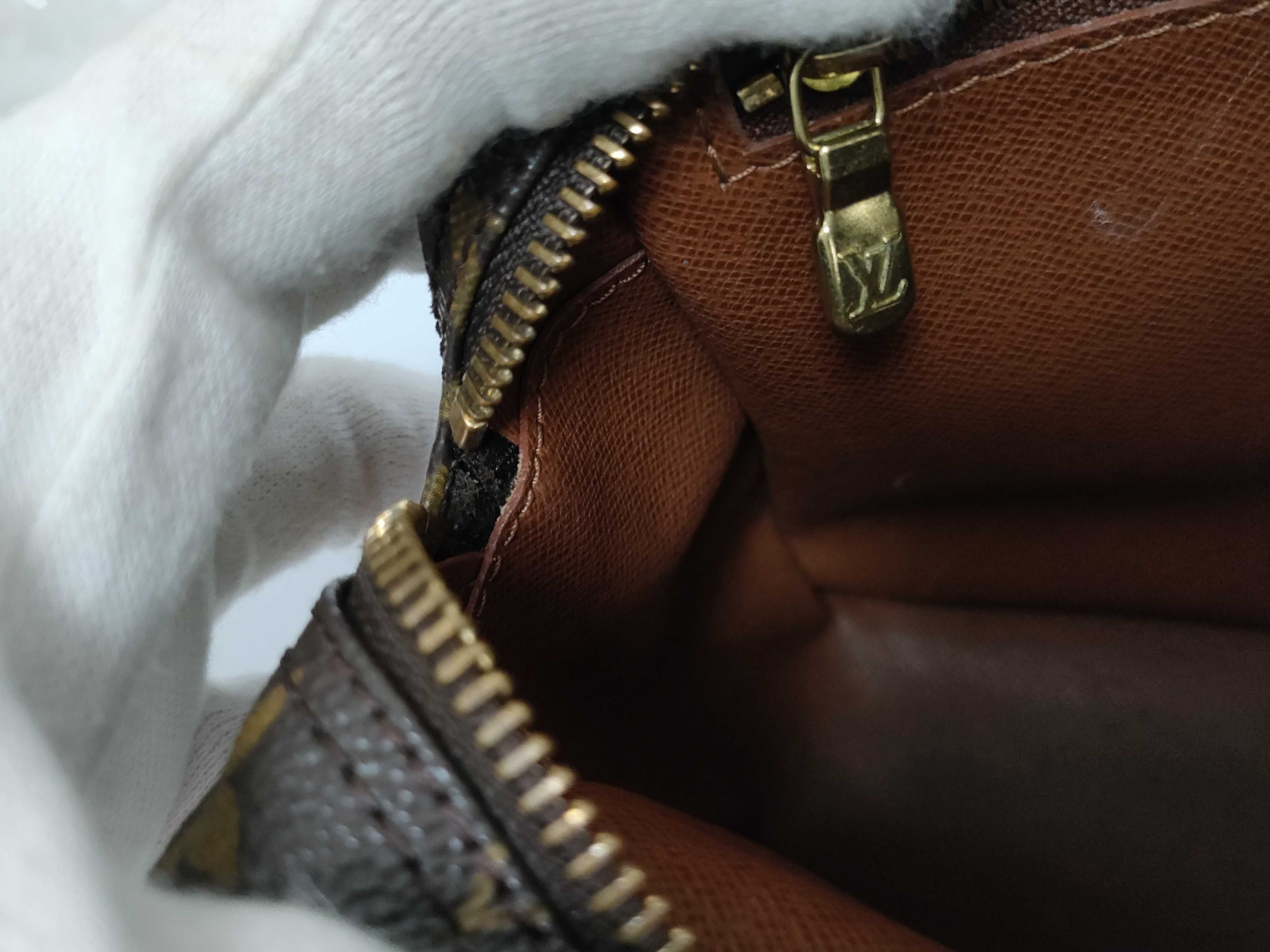 Monogram Louis Vuitton Bag Shoulder Bag — view 13