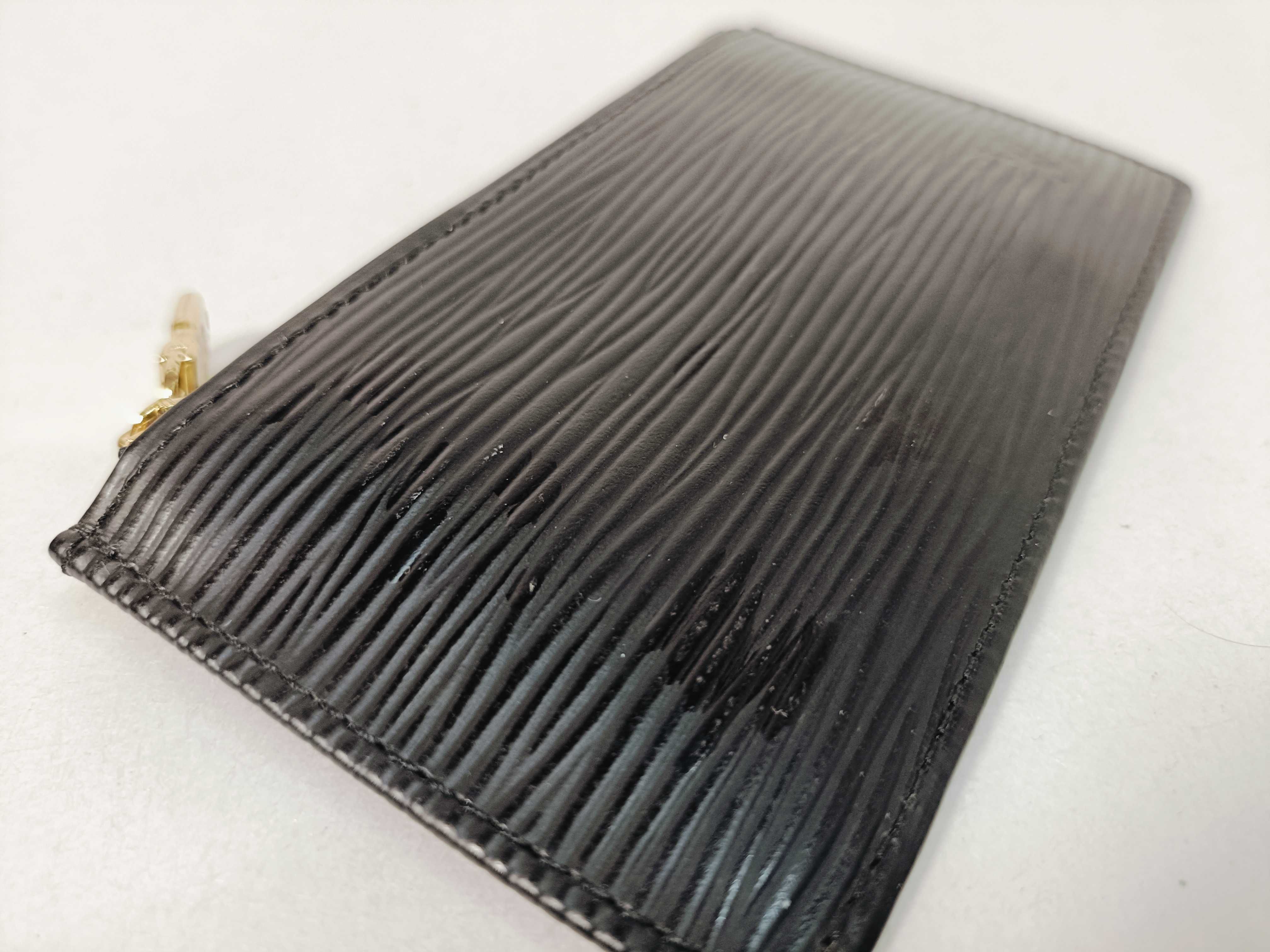 Epi Pochette Clé Epi Coin Case M63802 Coin Case — view 15