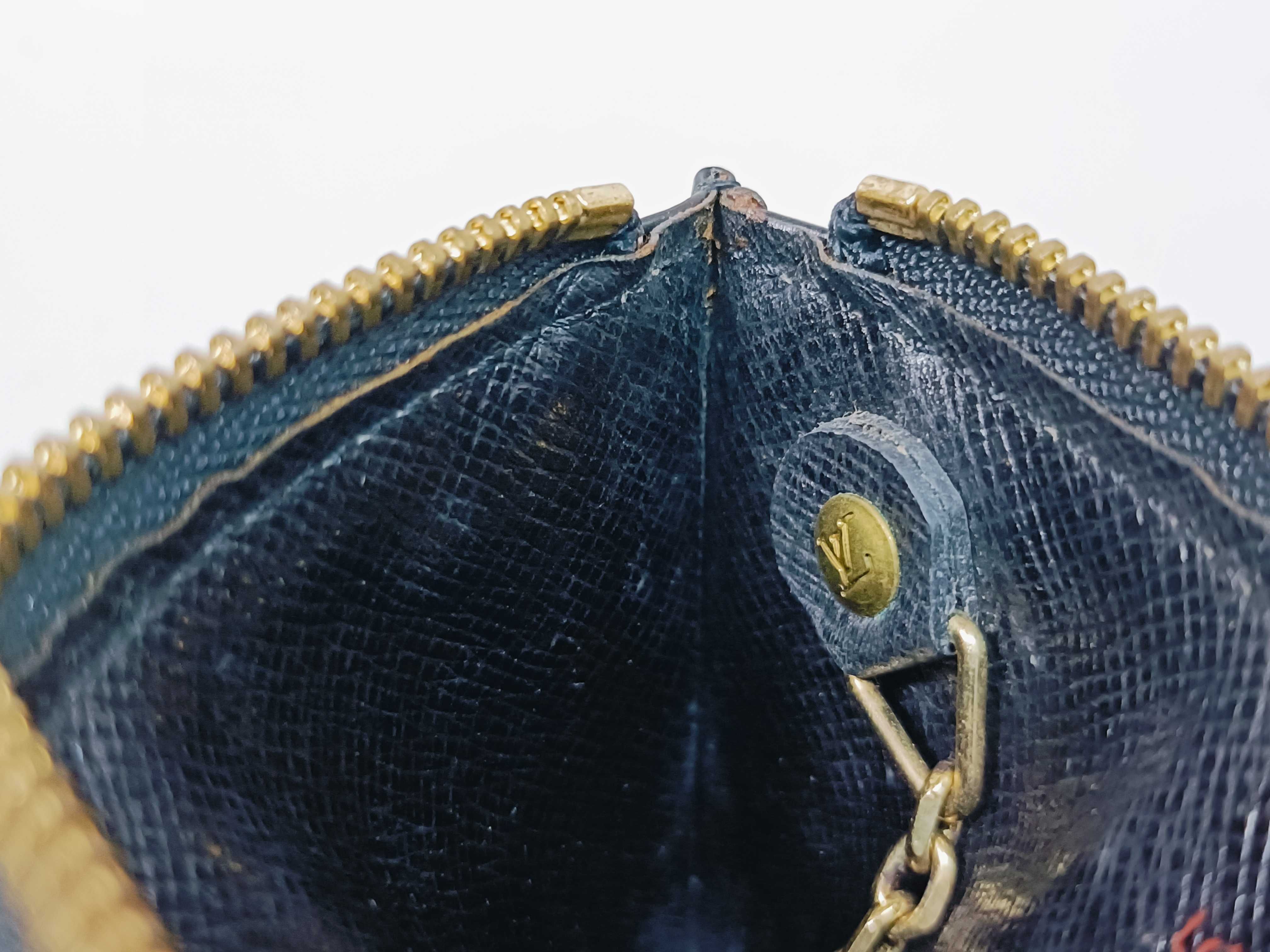 Epi Pochette Clé Epi Coin Case M63802 Coin Case — view 10