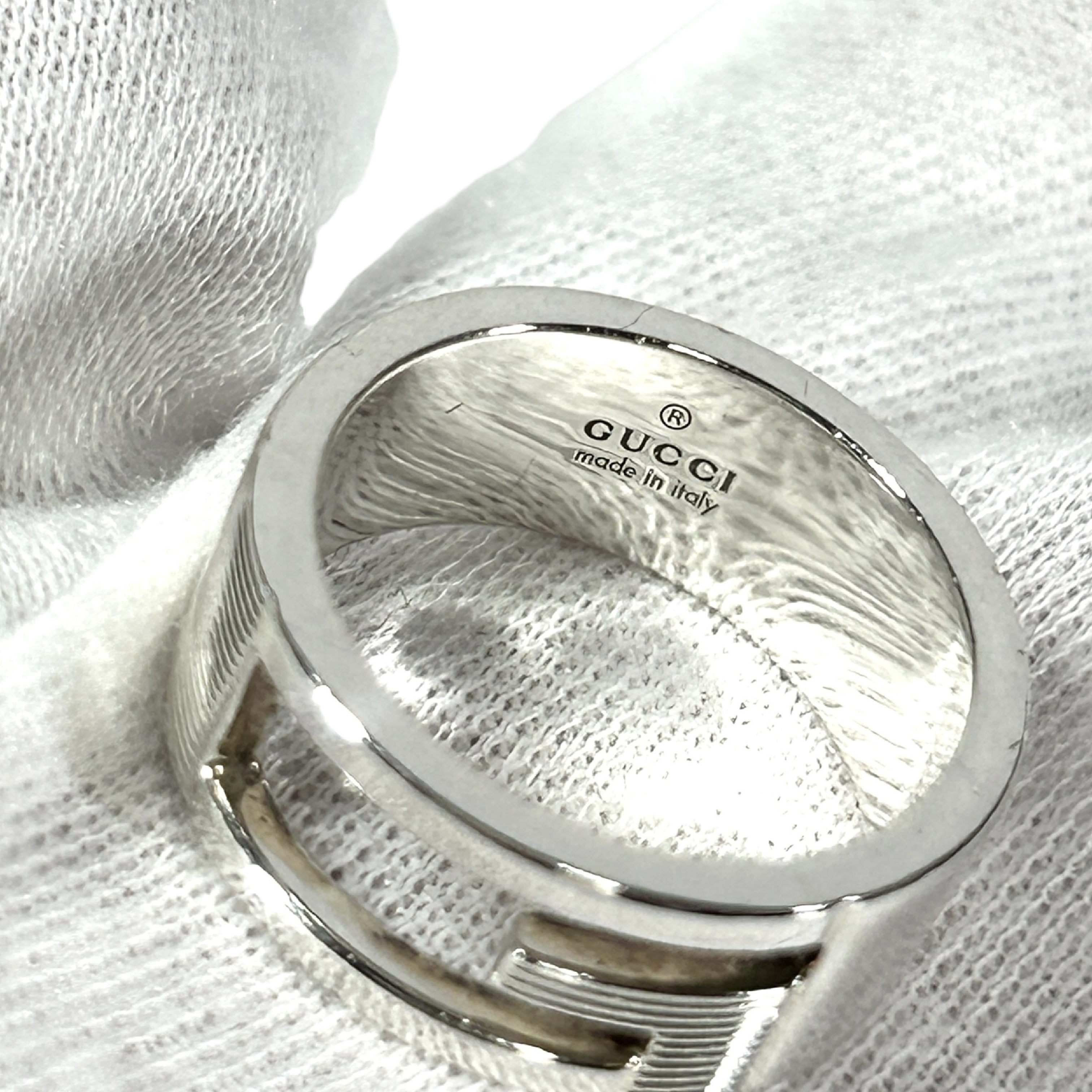 ring, G logo cutout, branded G, sterling silver 925, size 13. — view 9
