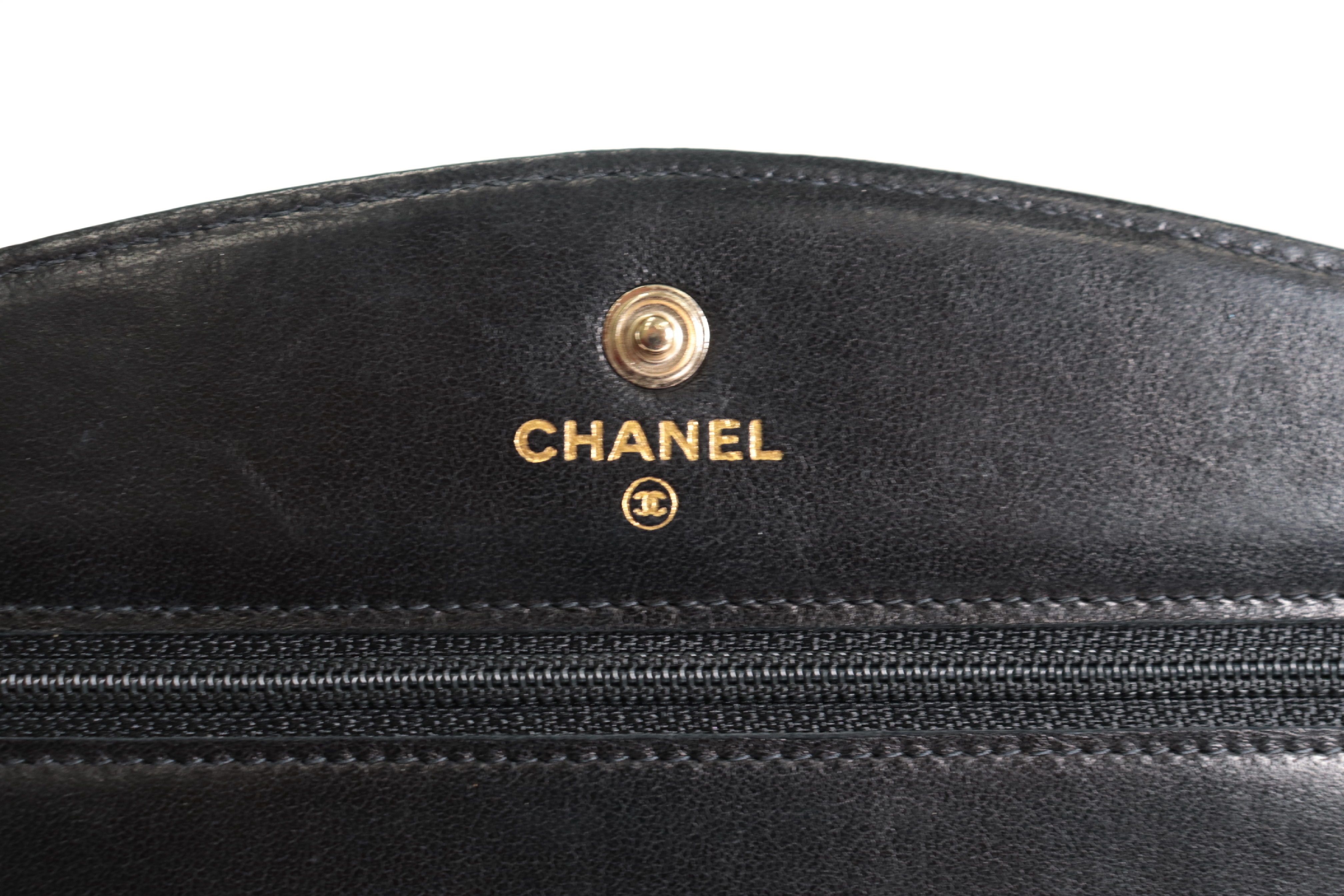 Caviar Coco Chain Wallet, Series 7 Shoulder Bag — view 8