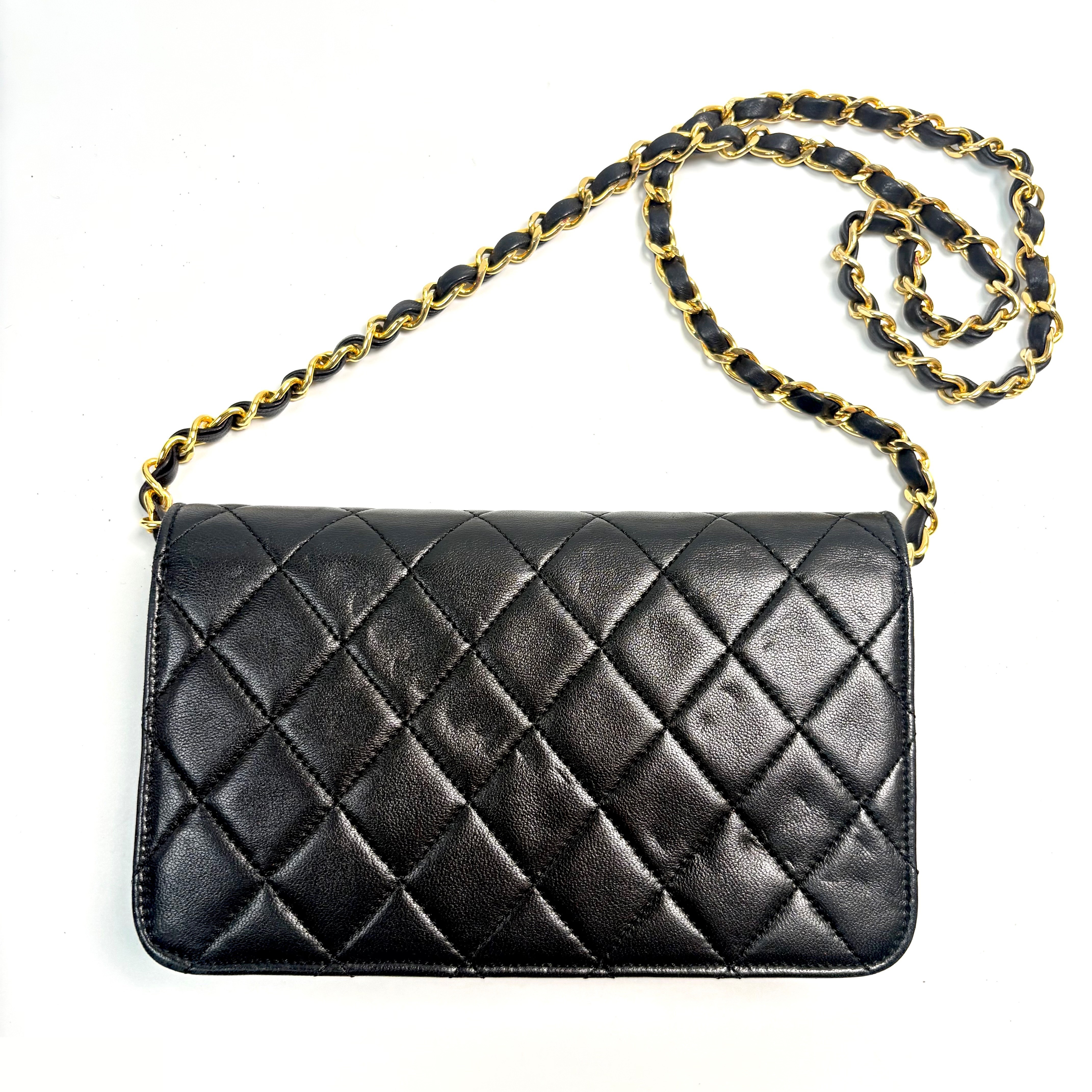 Matelassé Push-Lock Shoulder Bag — view 5