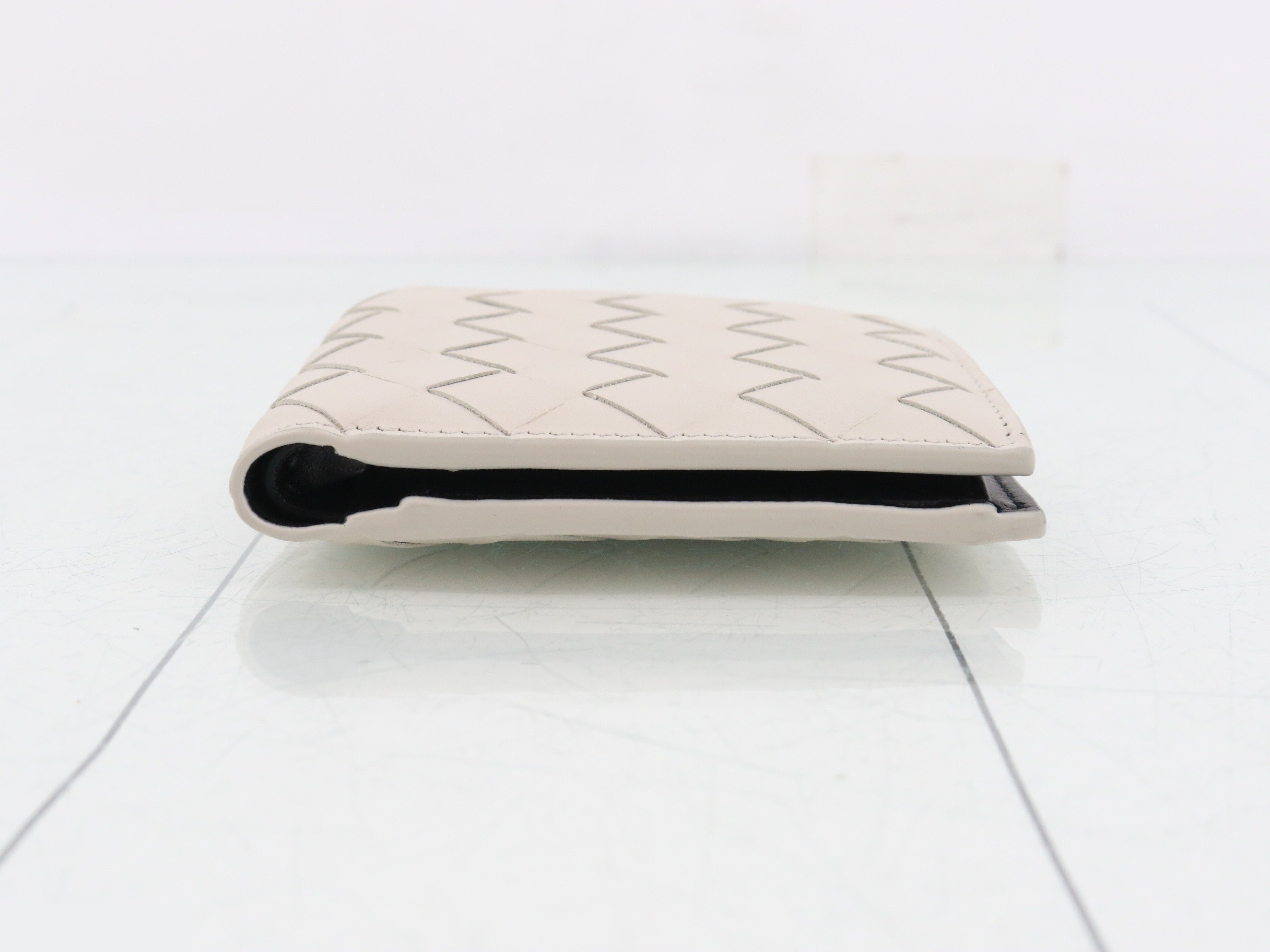 Intrecciato Bi-fold Wallet, White Leather — view 3