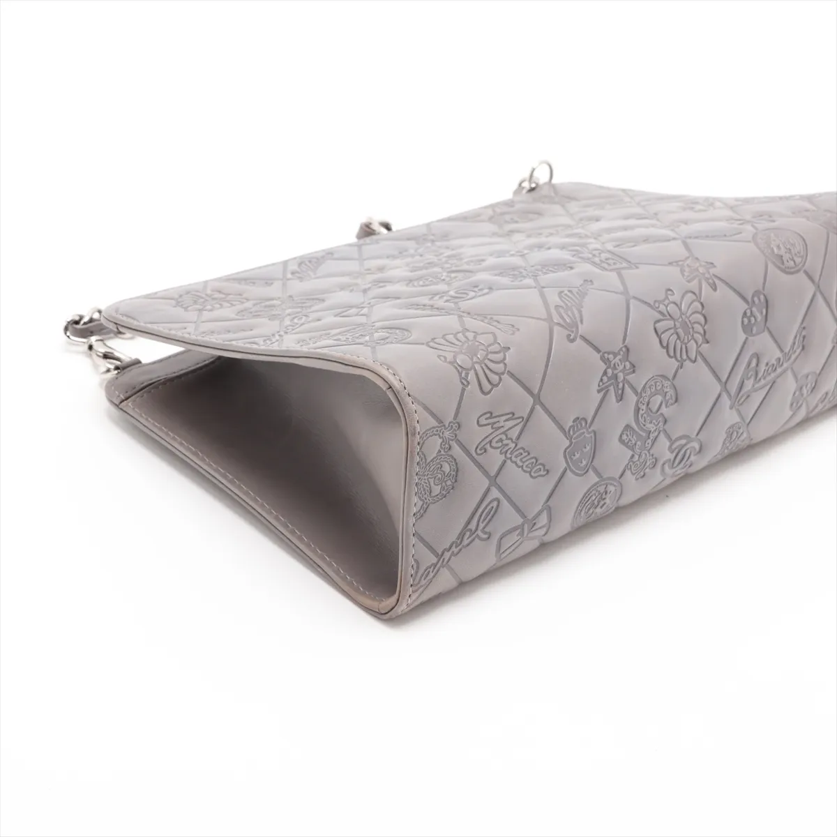 Matelassé Lambskin Chain Shoulder Bag, Icon, Gray, Silver Hardware, 14461253, Series 14 — view 4
