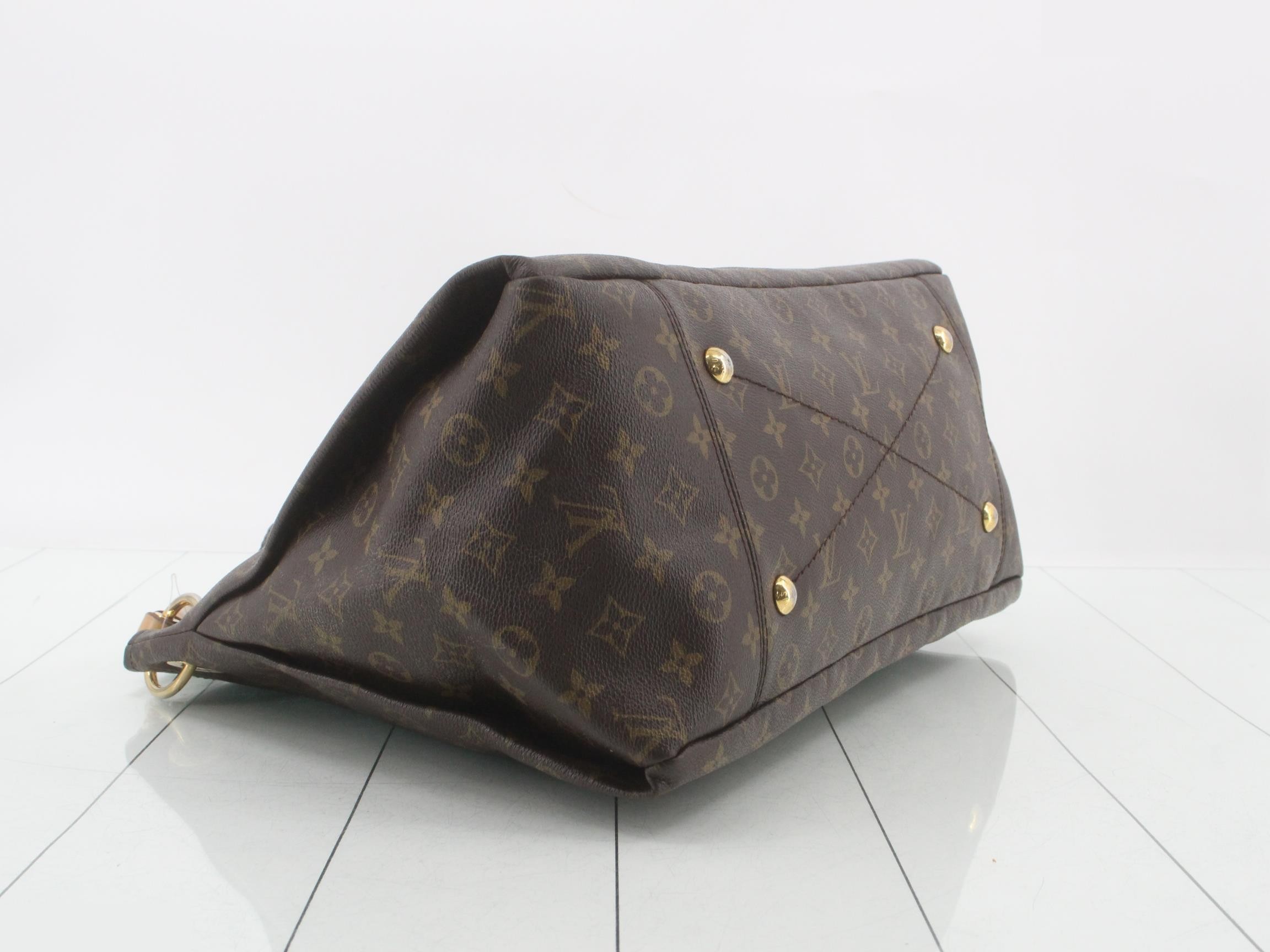 Monogram Artsy MM — view 5