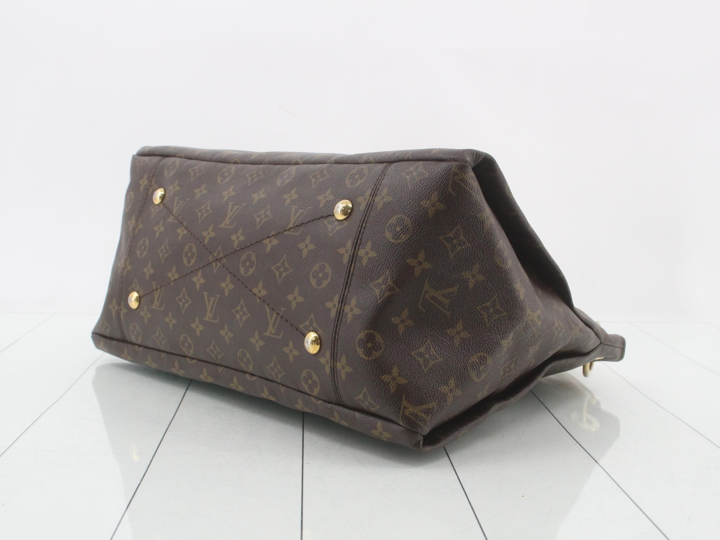 Monogram Artsy MM — view 6