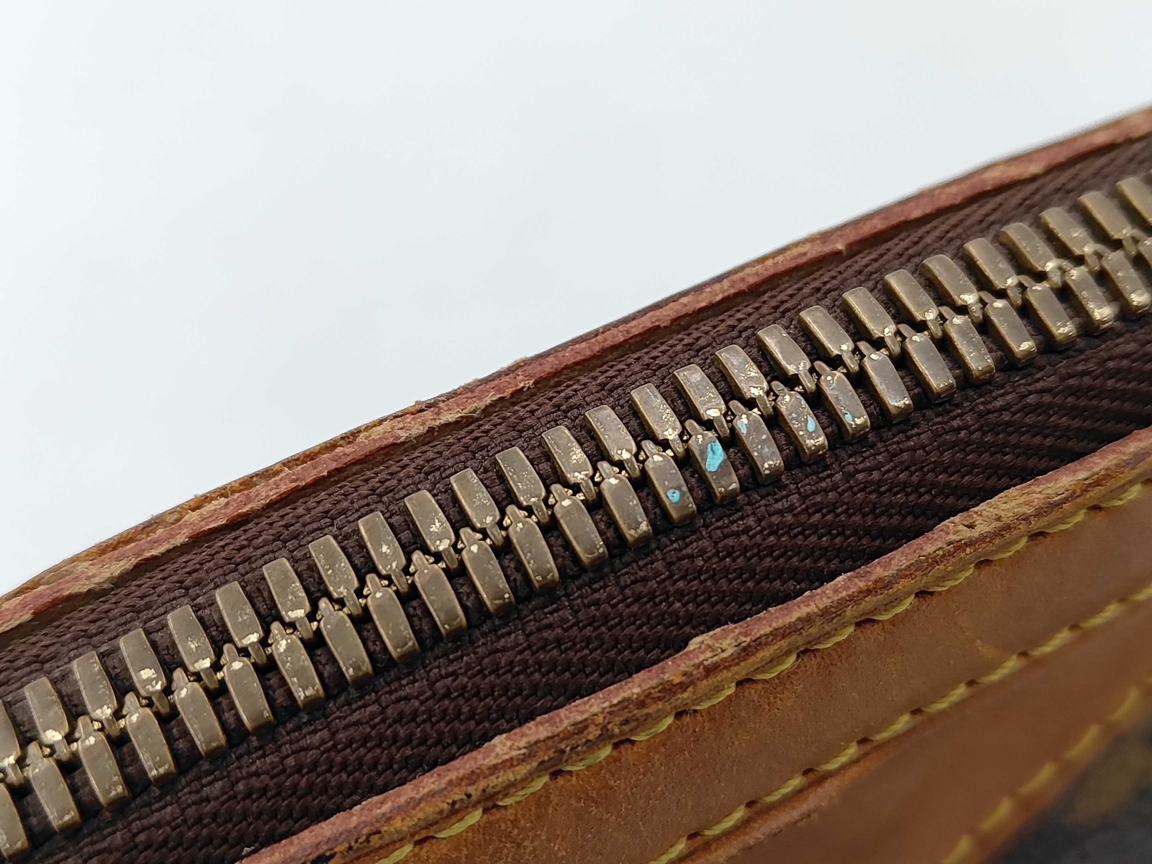 LV Monogram Tivoli PM M40143 AR4110 Handbag — view 8