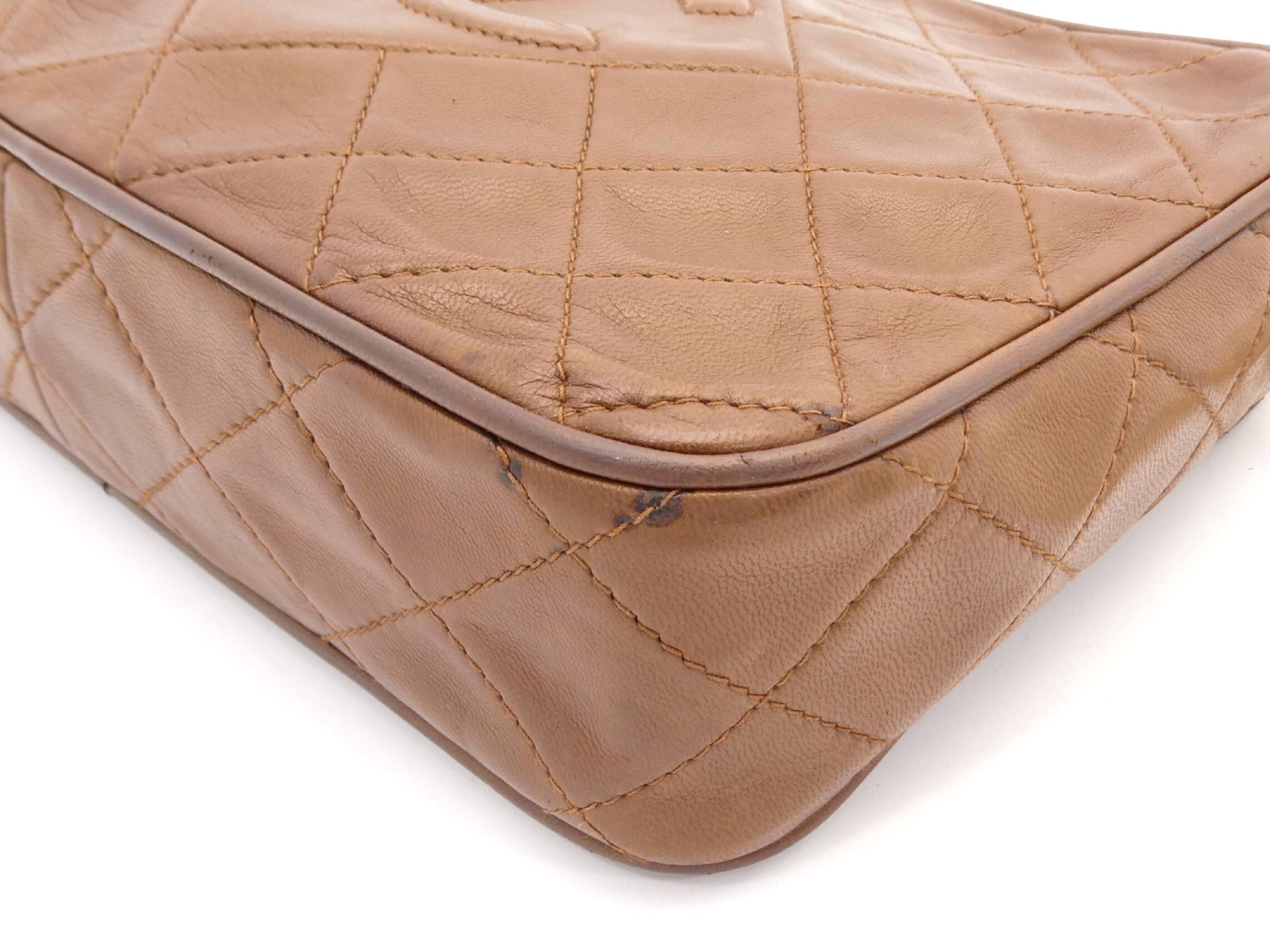Matelassé Coco Mark Fringe Chain Shoulder Bag — view 10