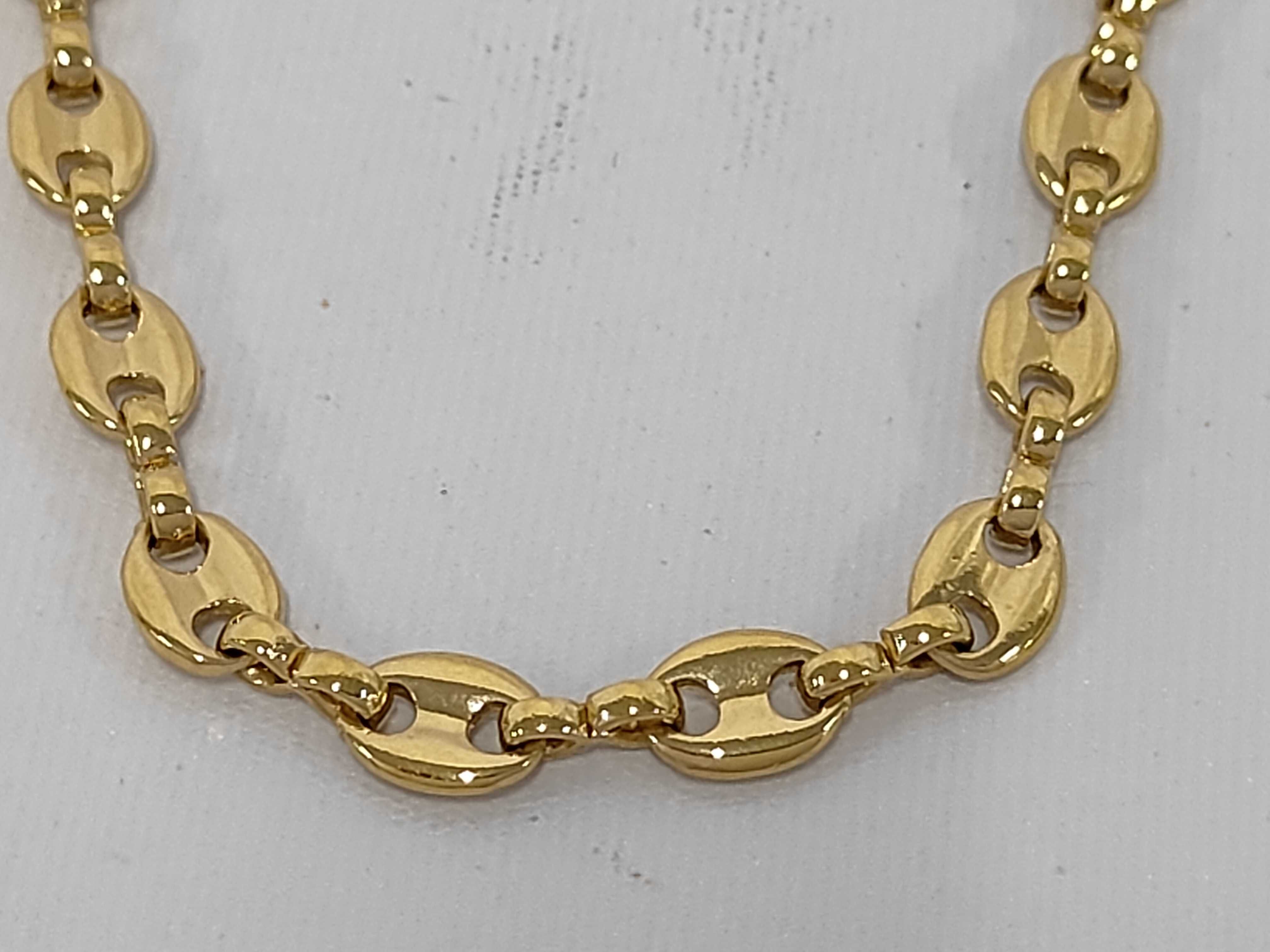 necklace — view 2