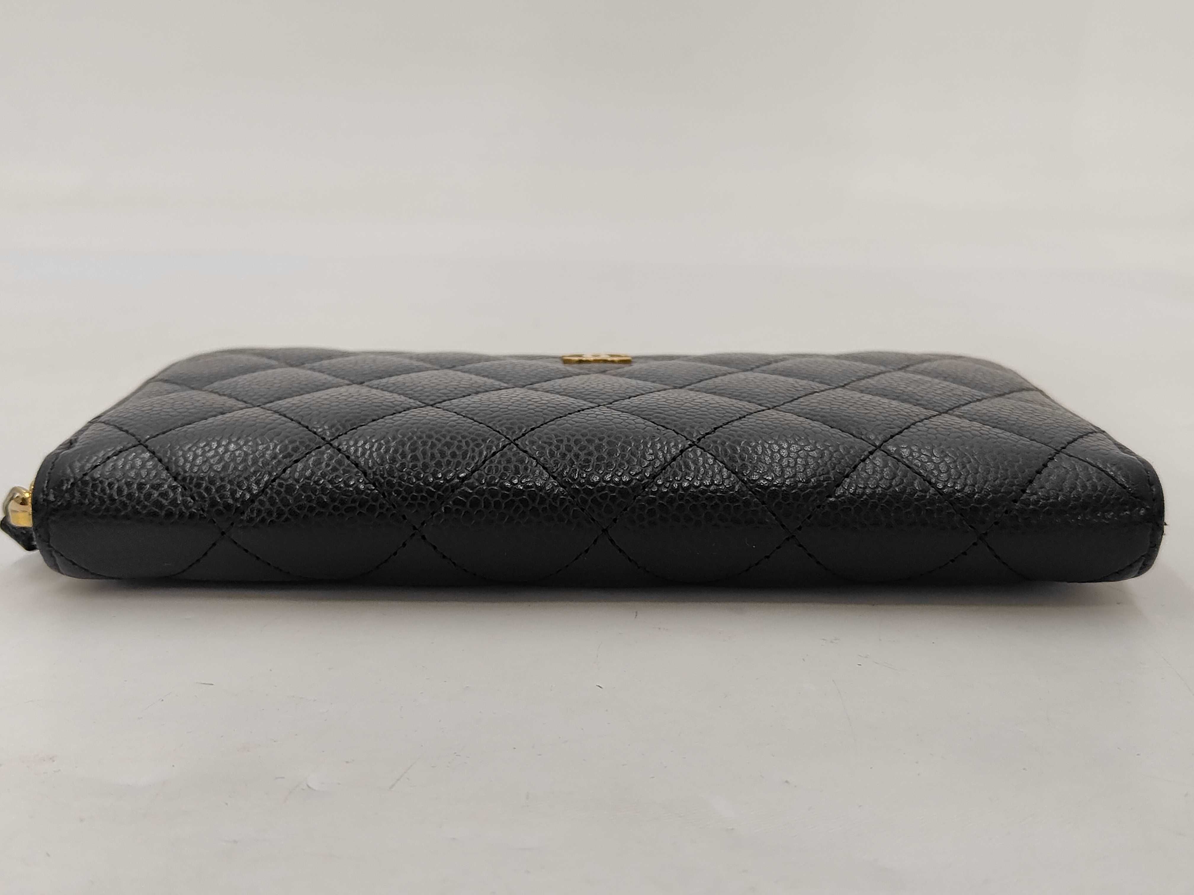 Matelassé Round Zip Wallet, Caviar Leather — view 3