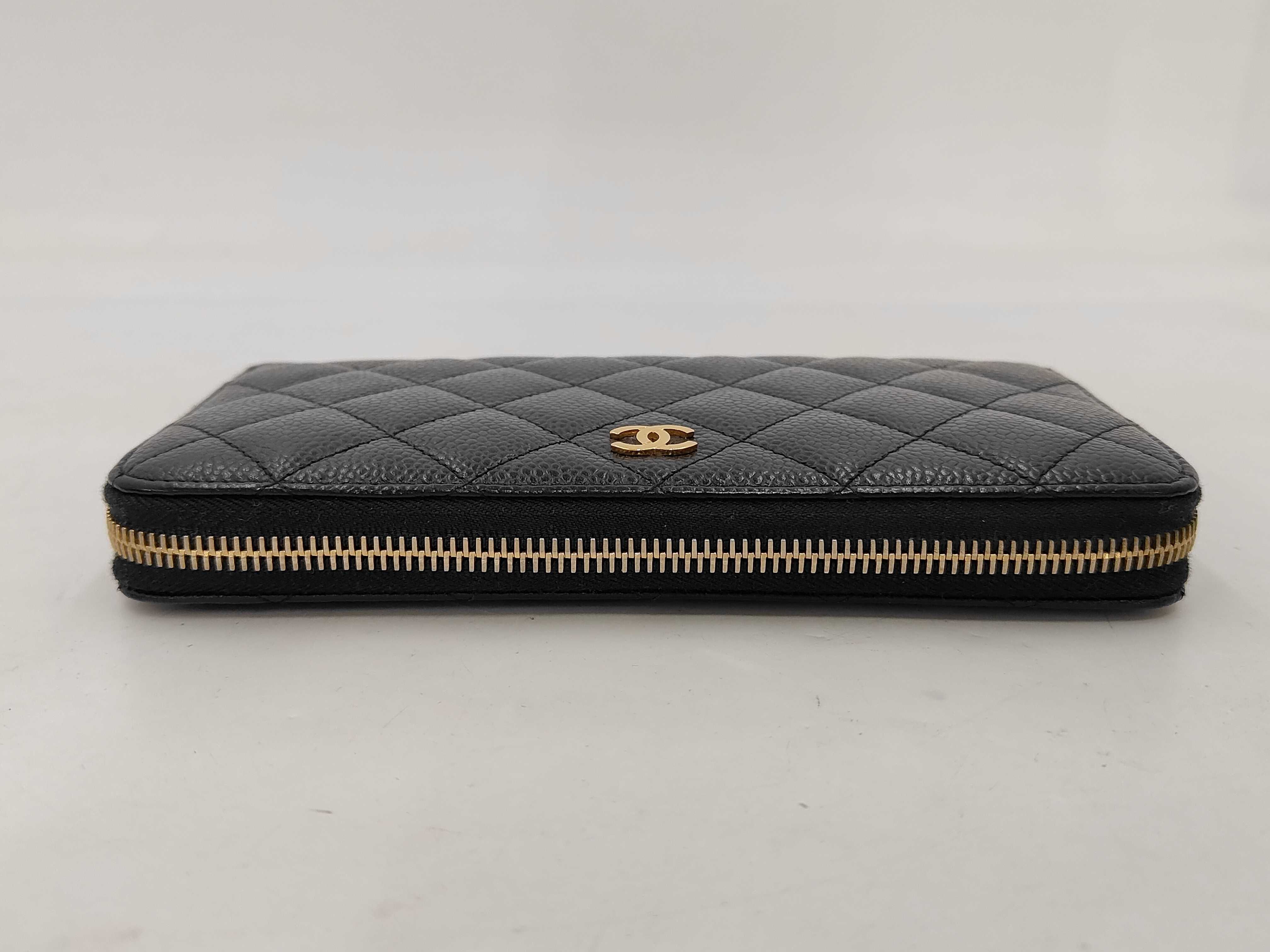 Matelassé Round Zip Wallet, Caviar Leather — view 6