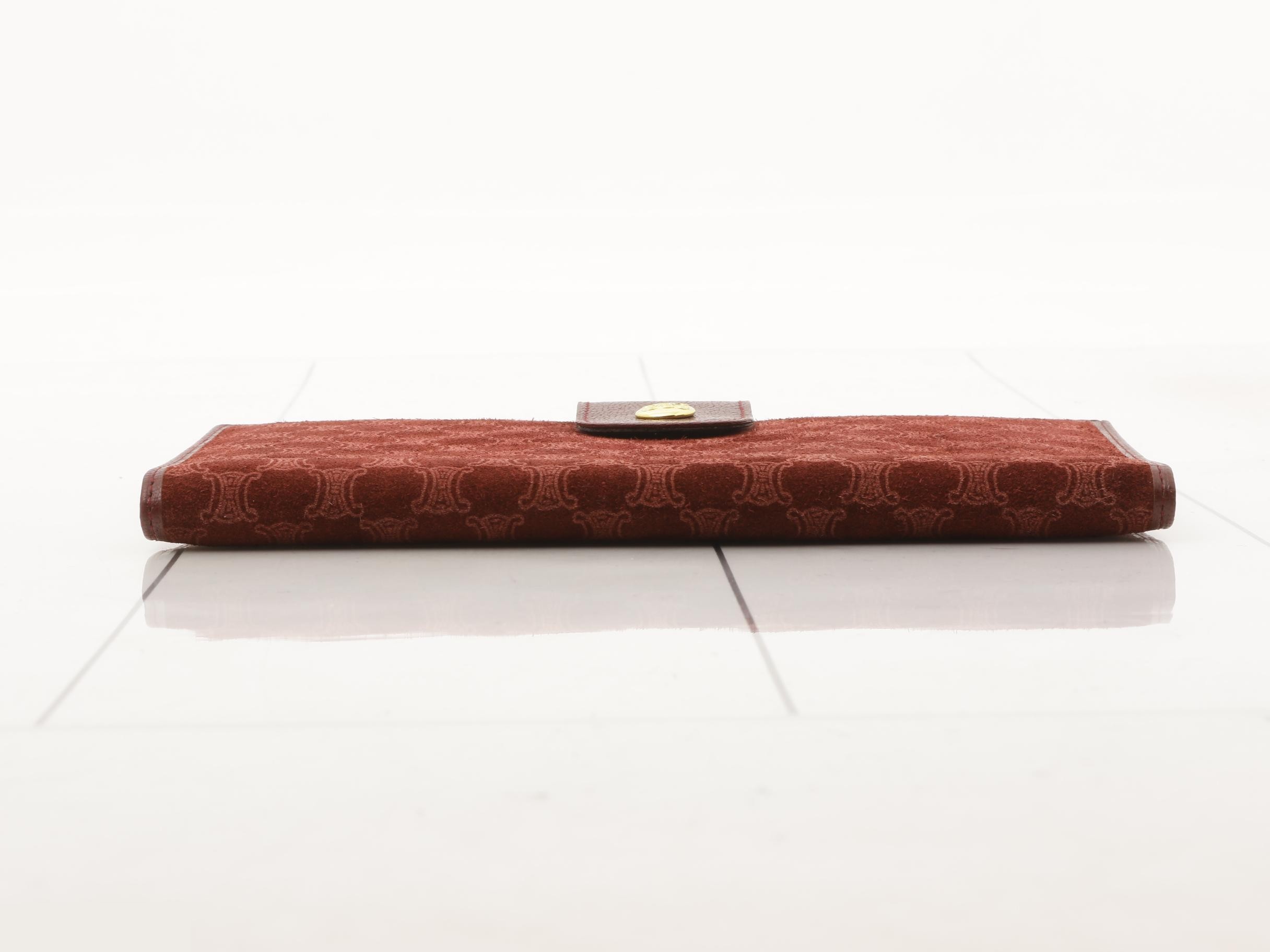 Other lines: Bags and Wallets — view 3