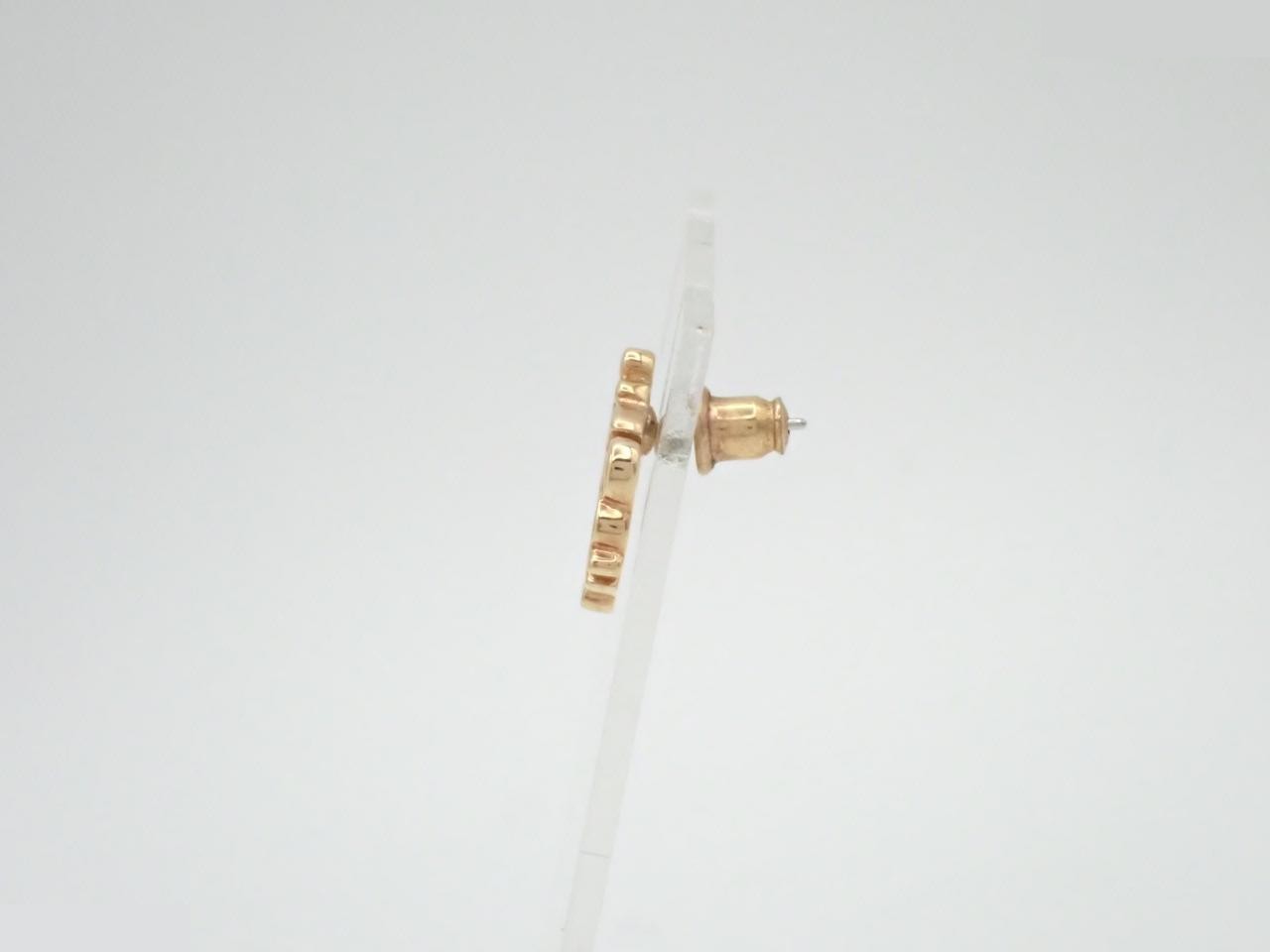 earring (single earring only) — view 3