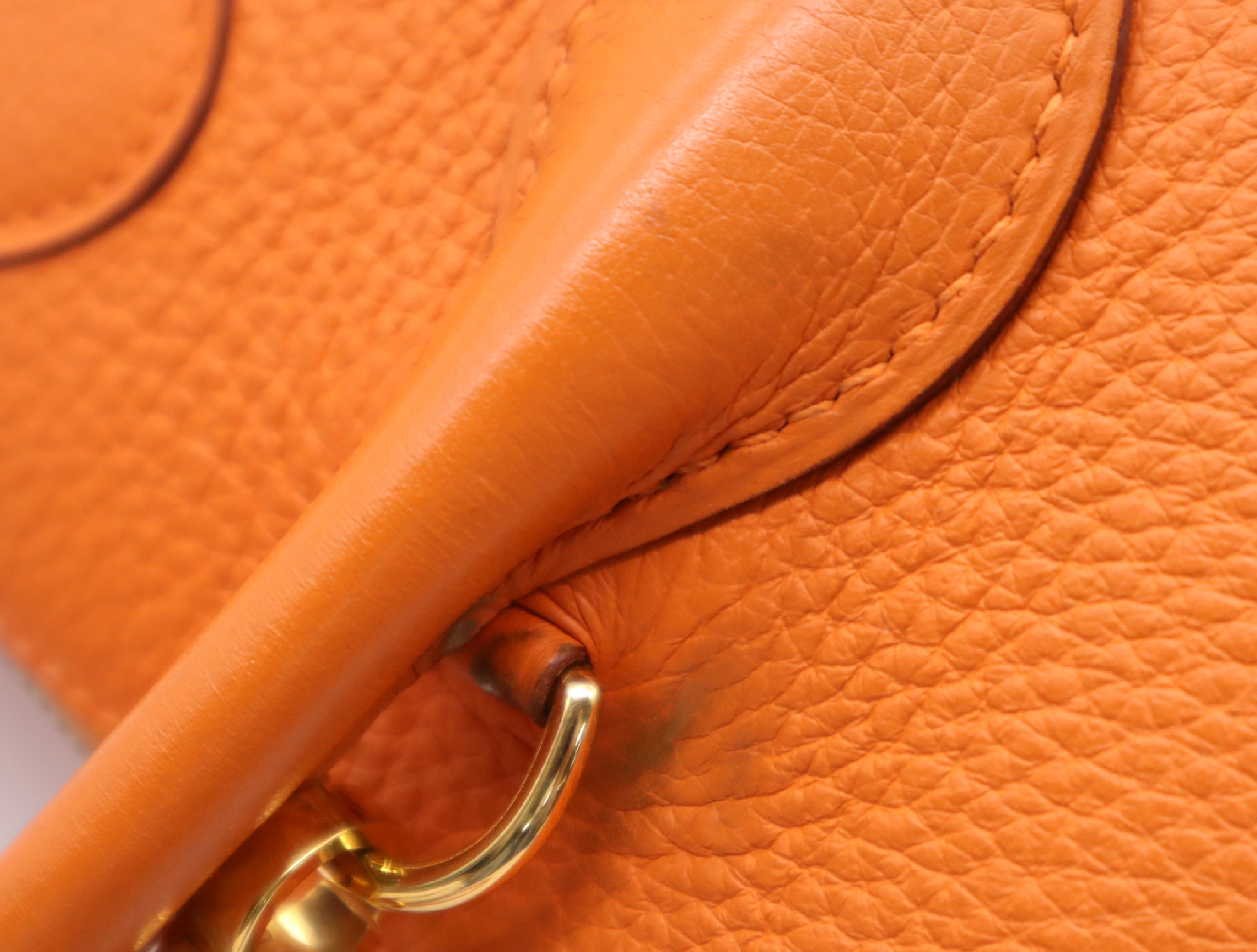 Leather Bolide 35 Shoulder Bag with Shoulder Strap, Padlock, 2 Keys, and Clochette. Orange. G Stamp. 2003. — view 10