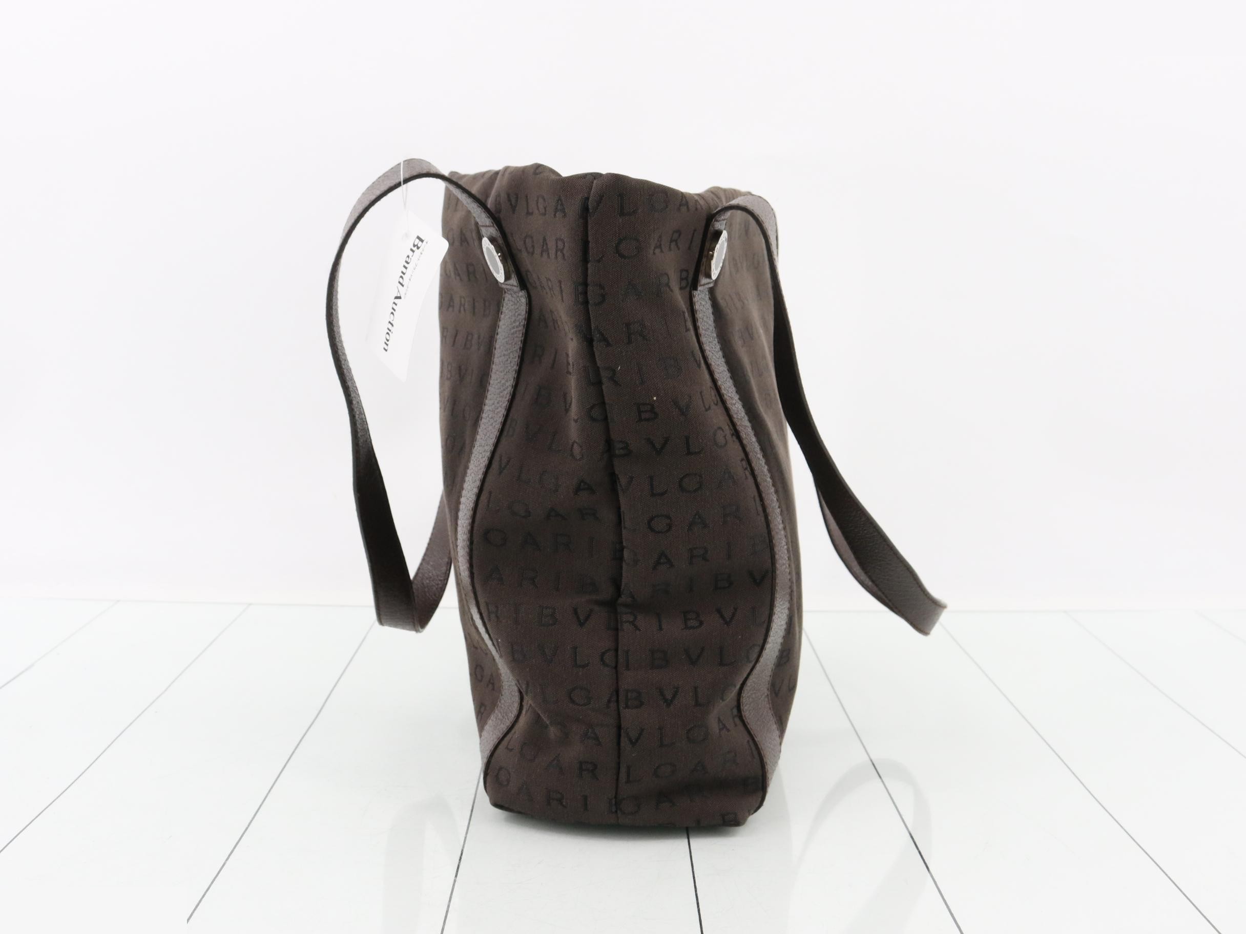 Logo Mania (Bag) - Tote Bag — view 3