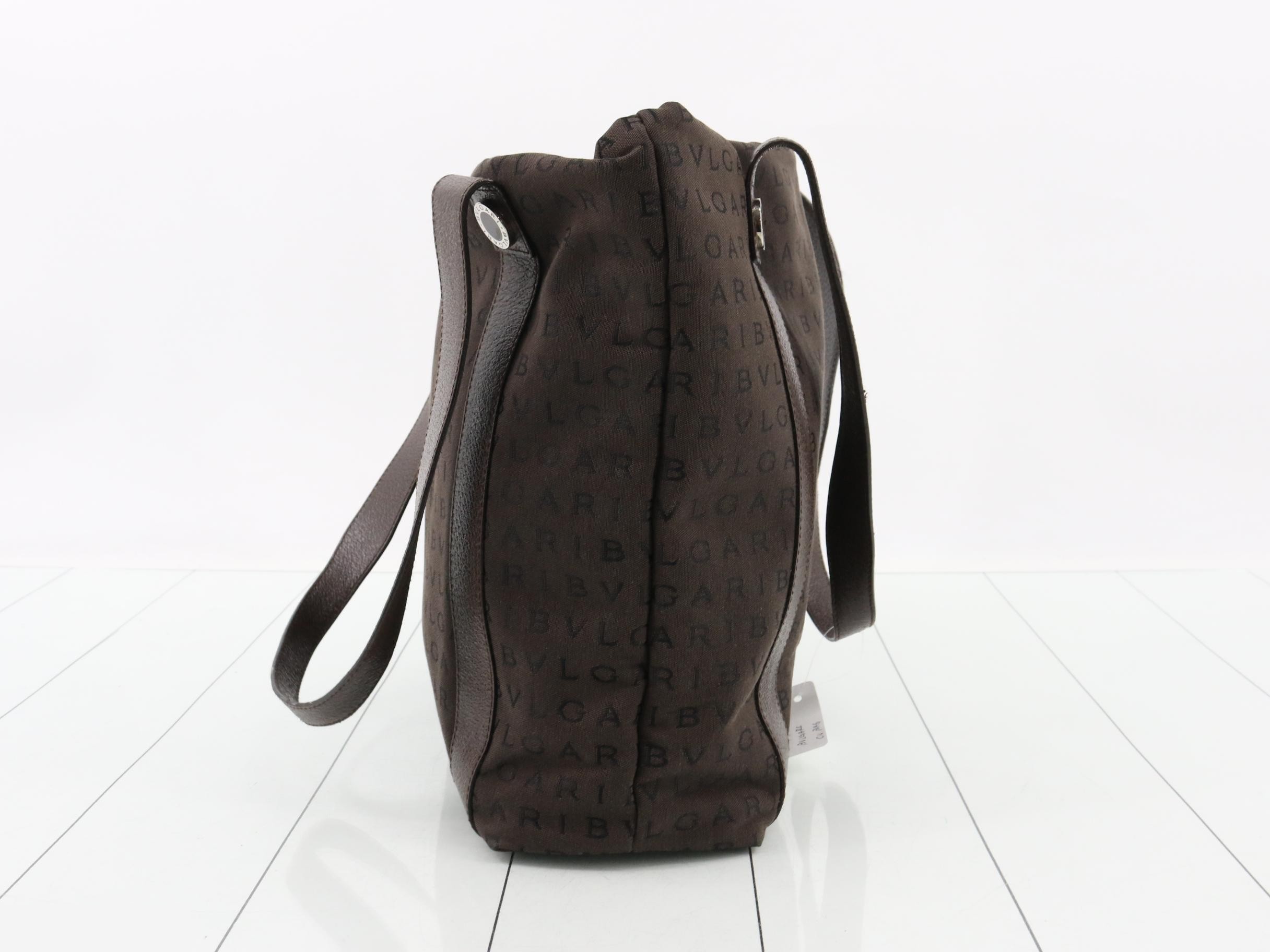 Logo Mania (Bag) - Tote Bag — view 4