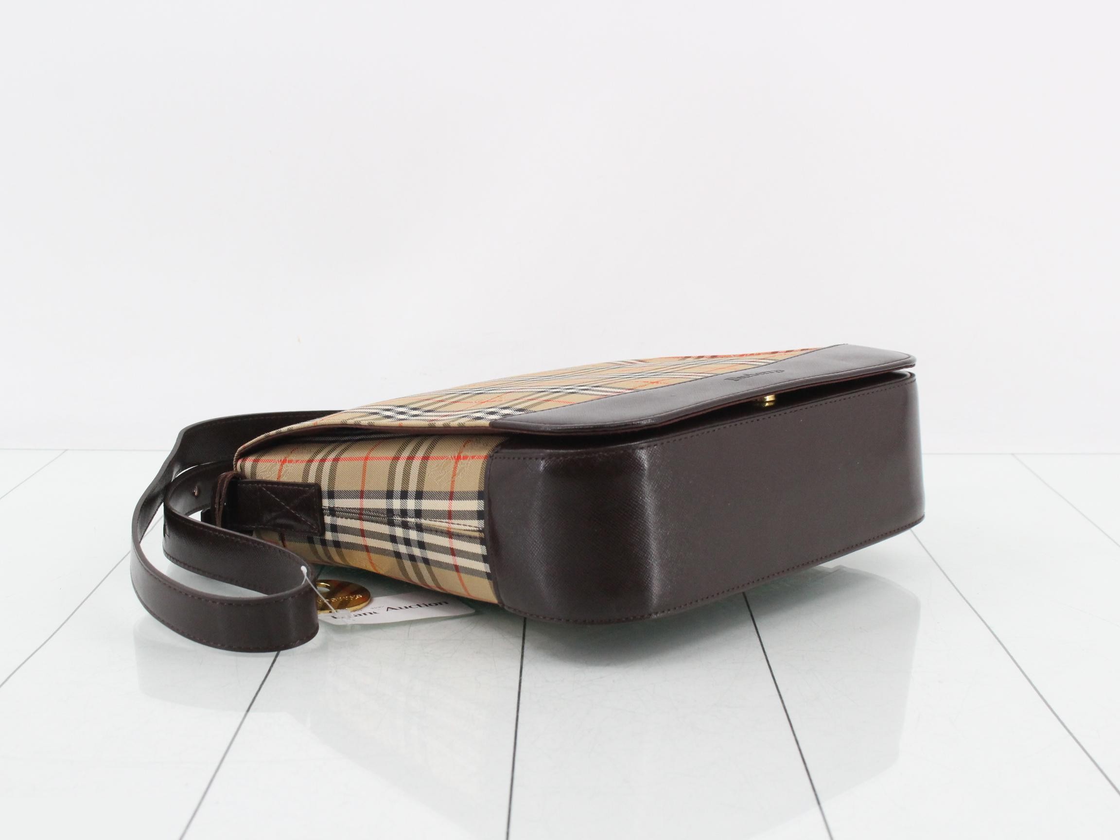 Nova Check pattern, other lines, bags/shoulder bags — view 5