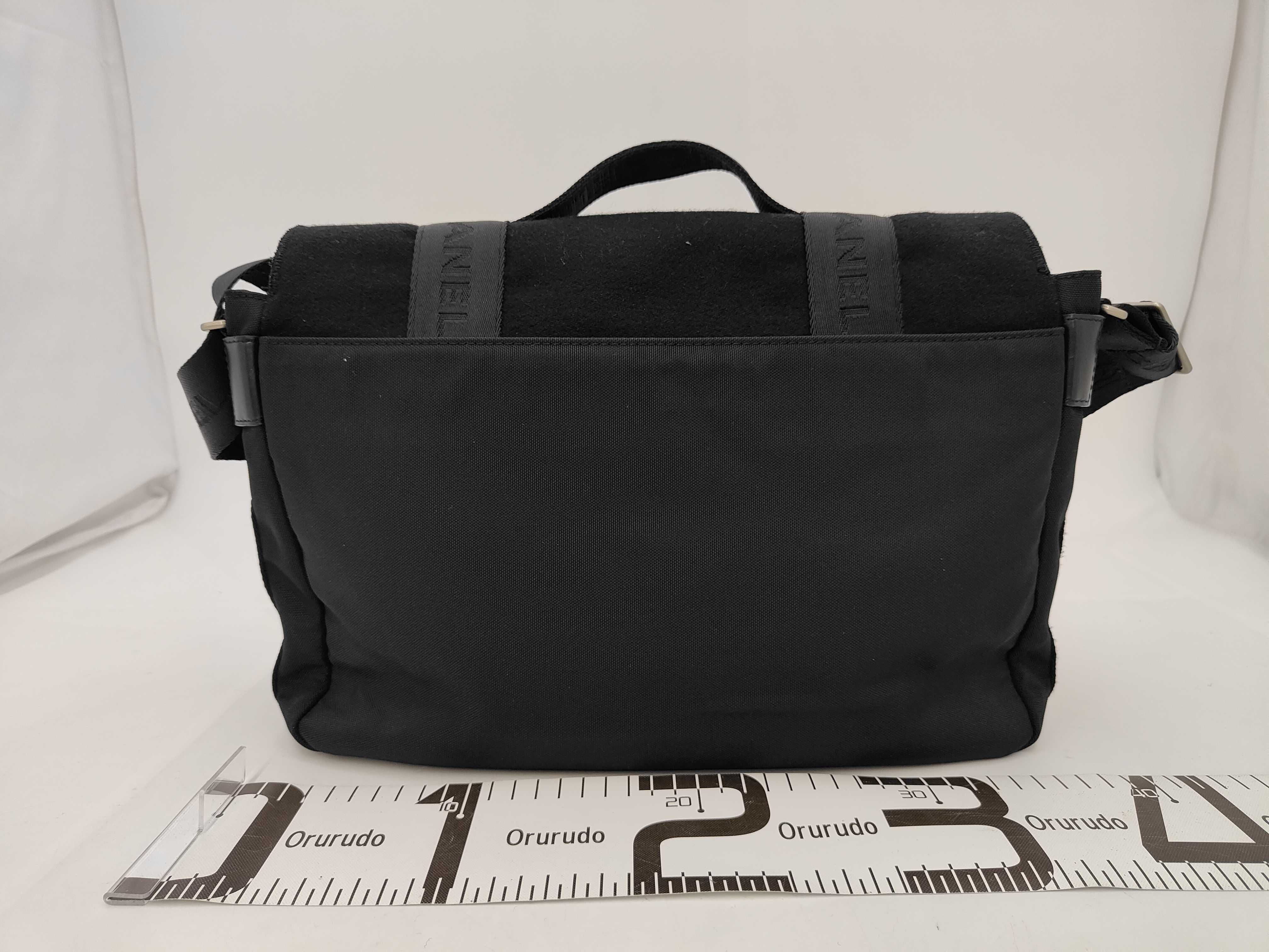 Sport Line Shoulder Bag — view 2