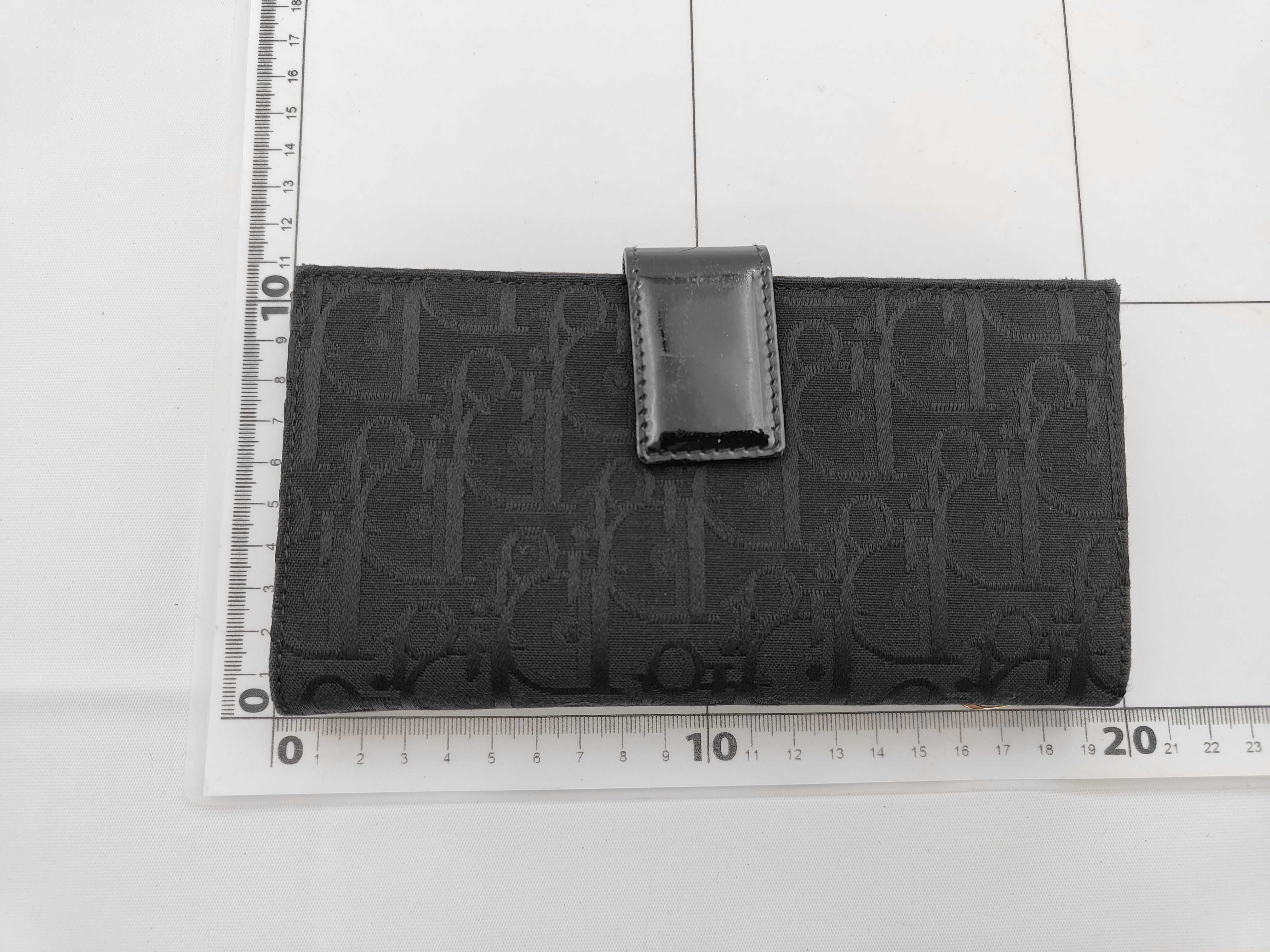 black wallet — view 2