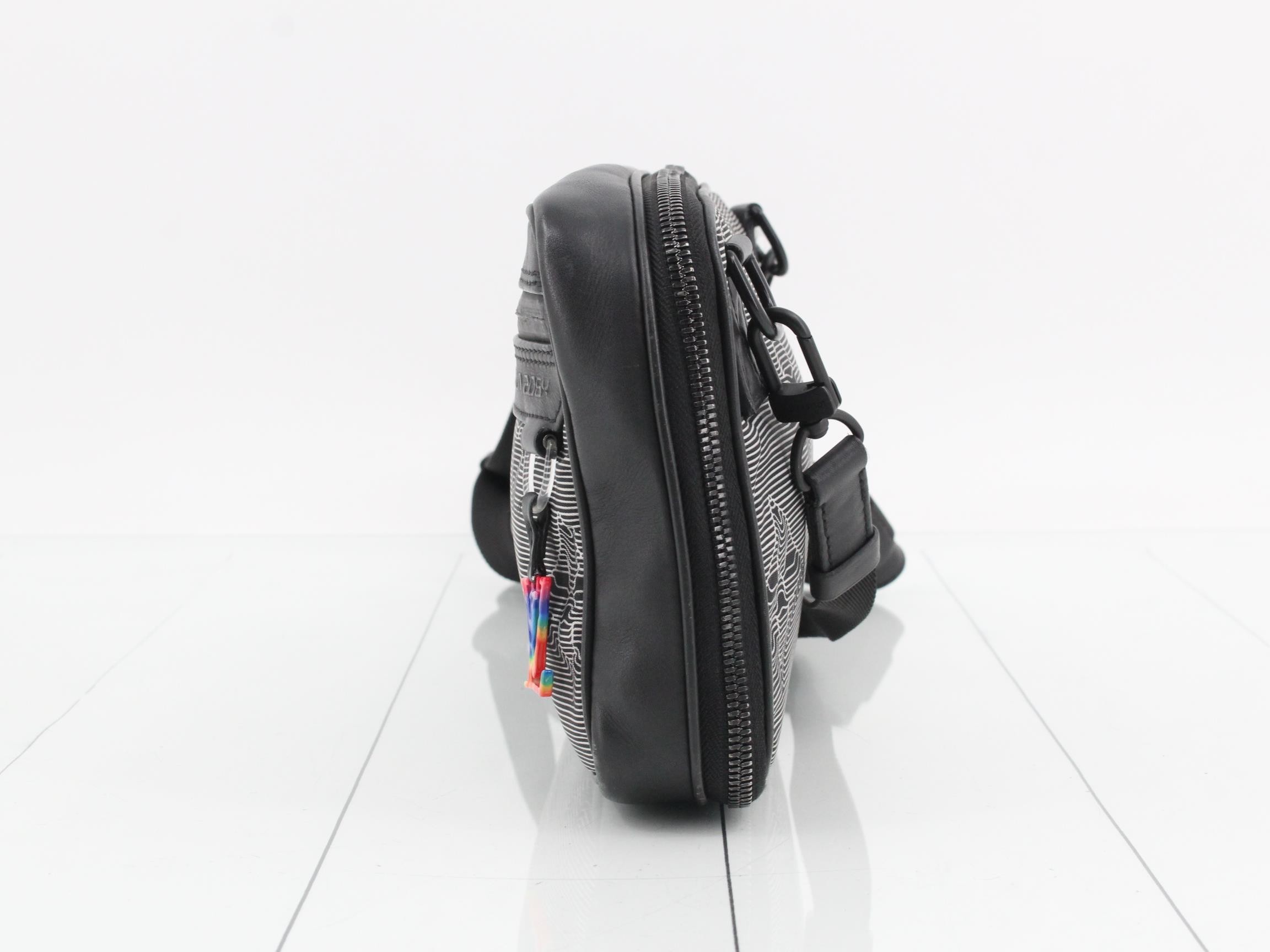 Expandable Messenger Shoulder Bag — view 3
