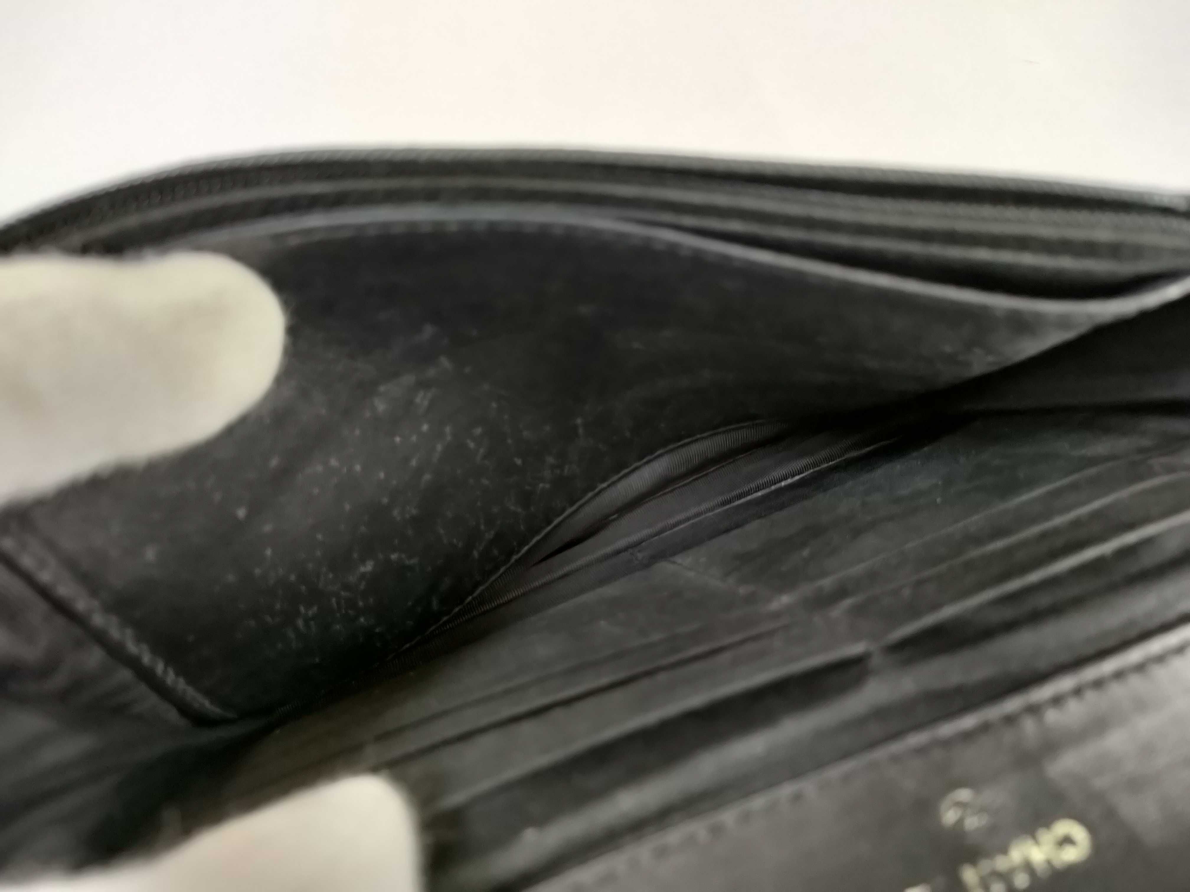 Caviar Skin Coco Mark Long Wallet — view 13