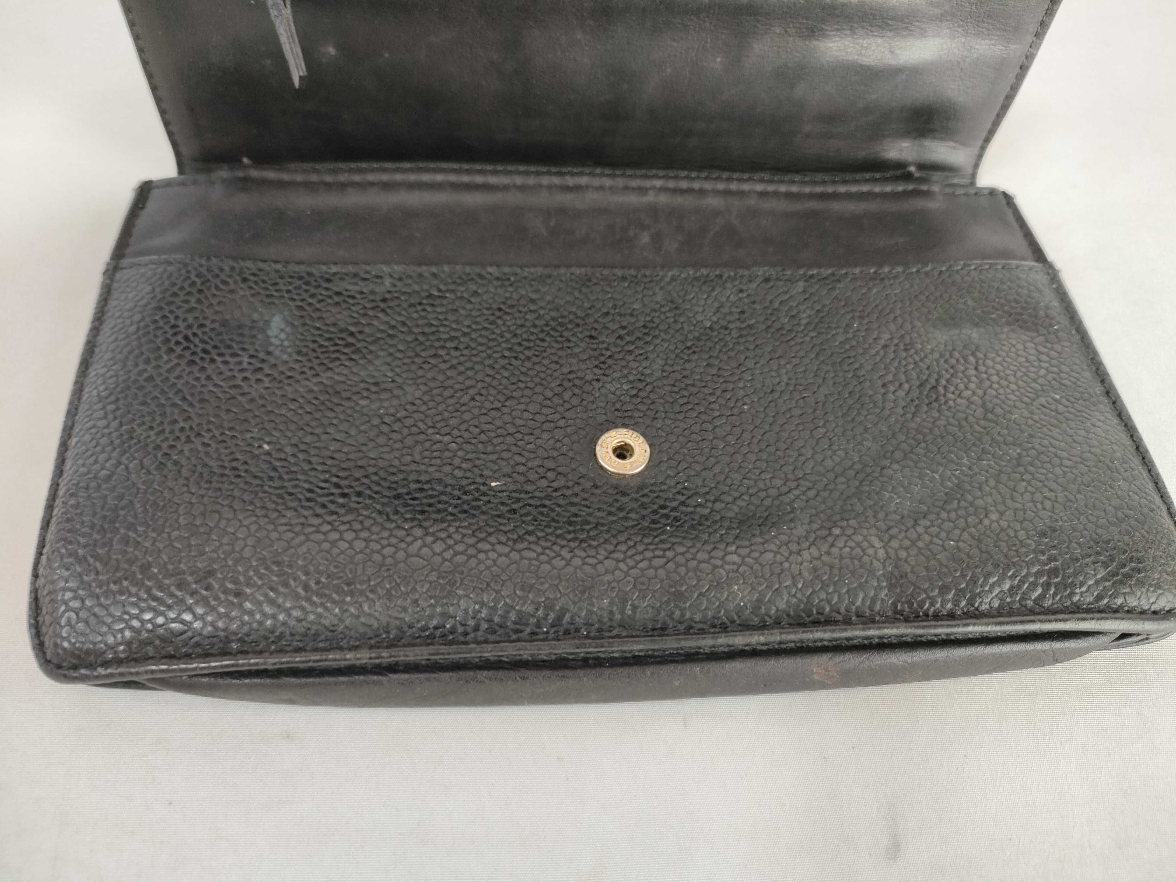 Caviar Skin Coco Mark Long Wallet — view 7