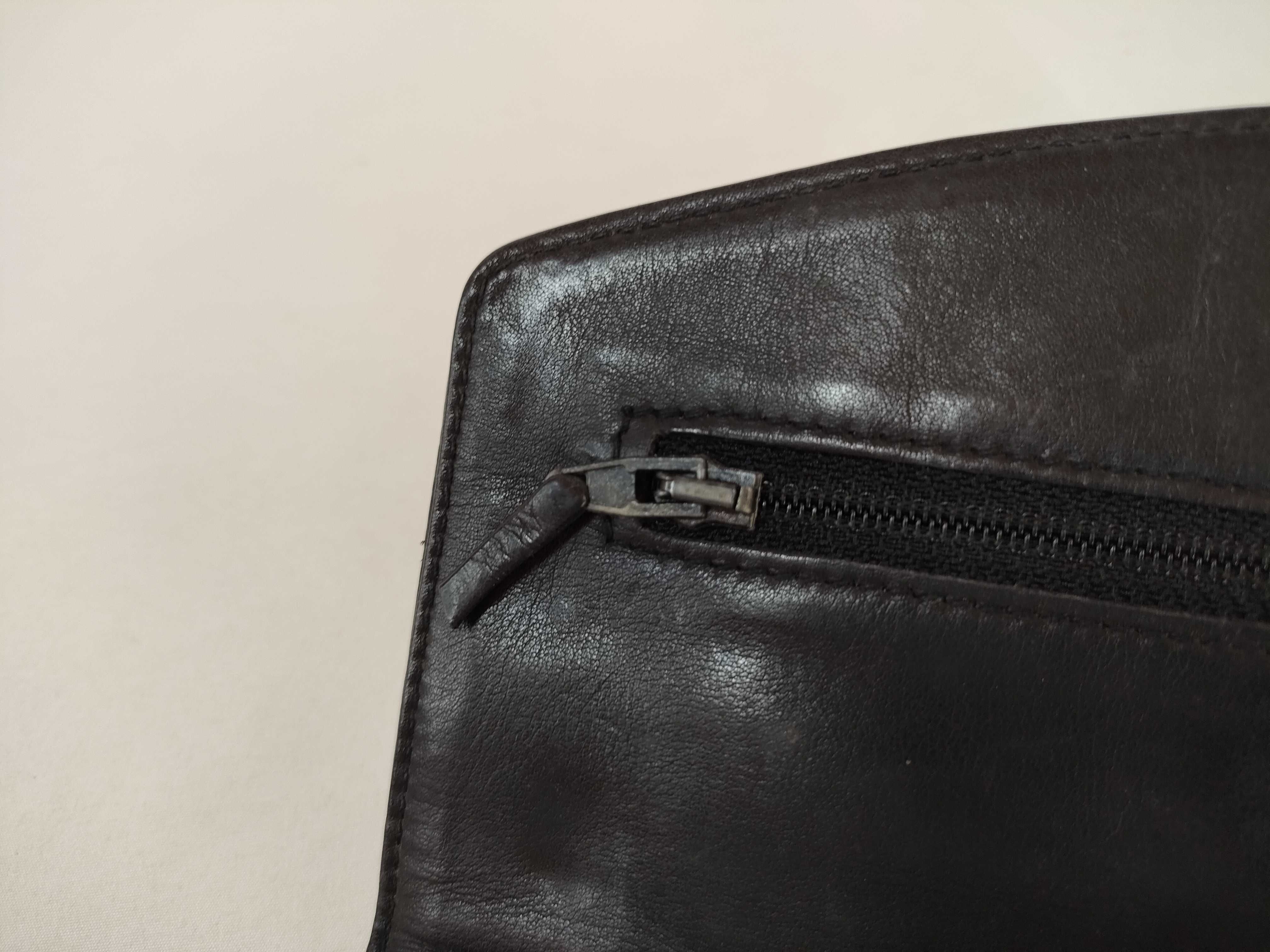 Caviar Skin Coco Mark Long Wallet — view 8