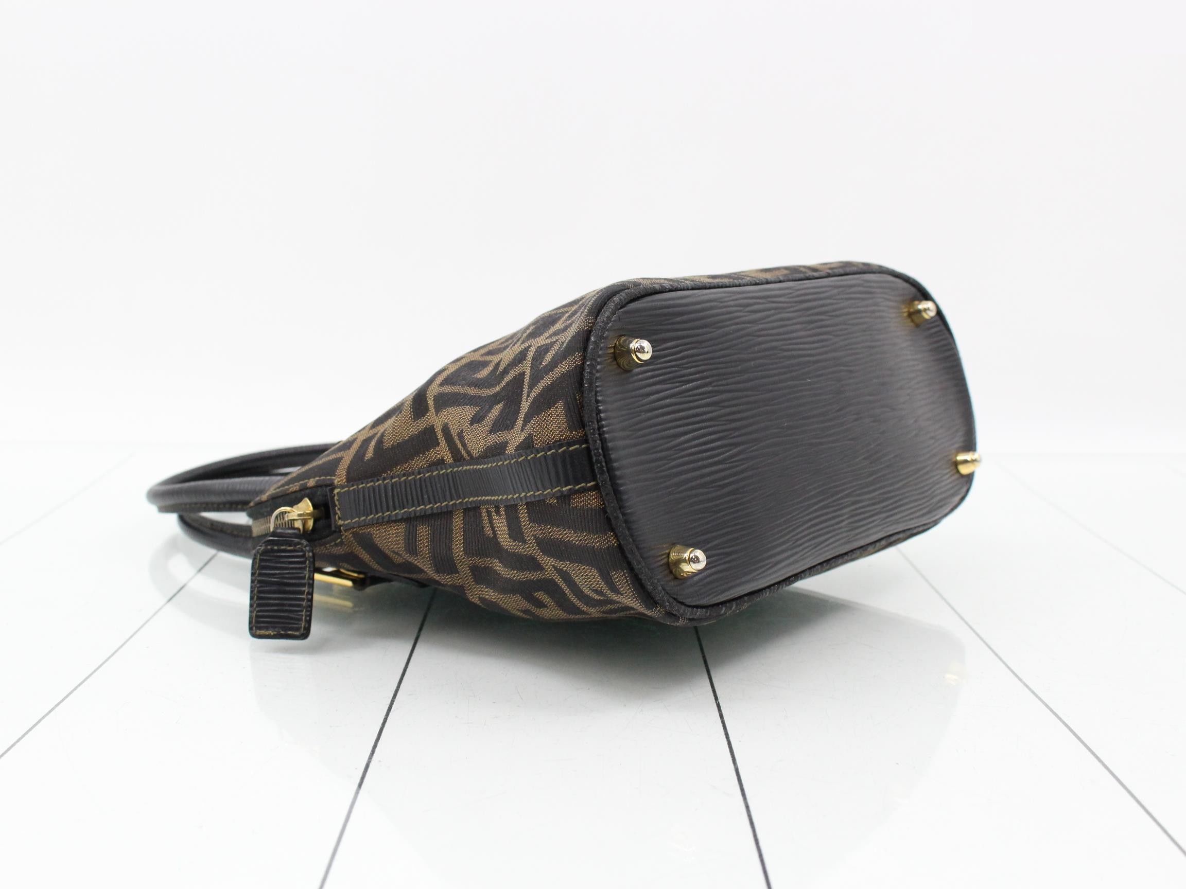 Zucca Leather 2-Way Handbag — view 5