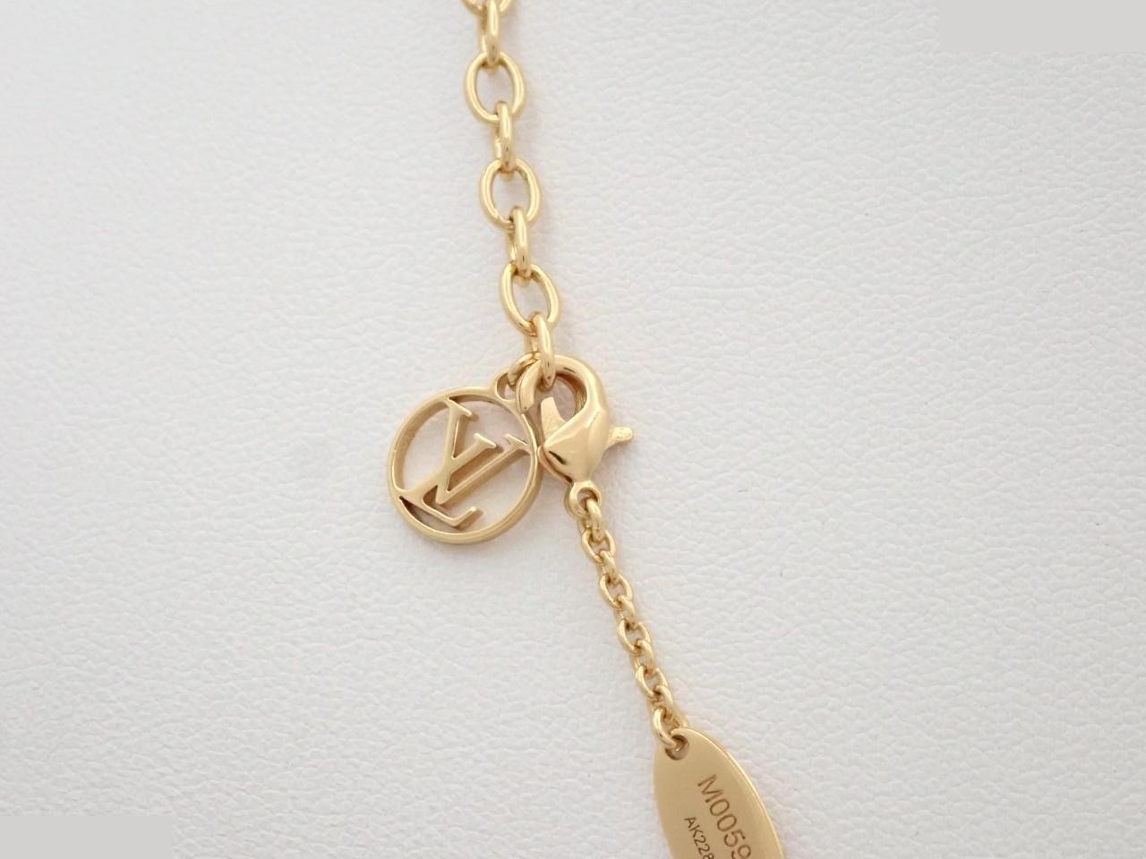 Iconic gold necklace, chain approximately 46cm. — view 2