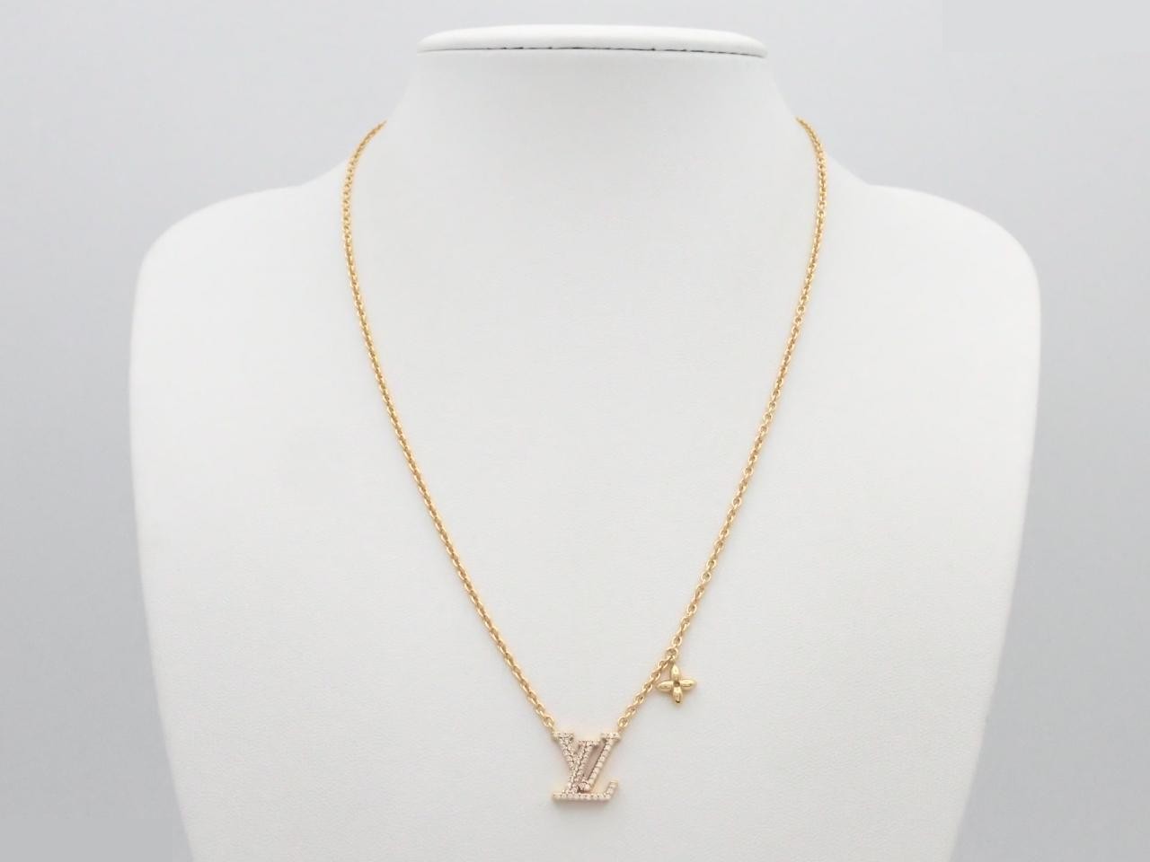 Iconic gold necklace, chain approximately 46cm. — view 3
