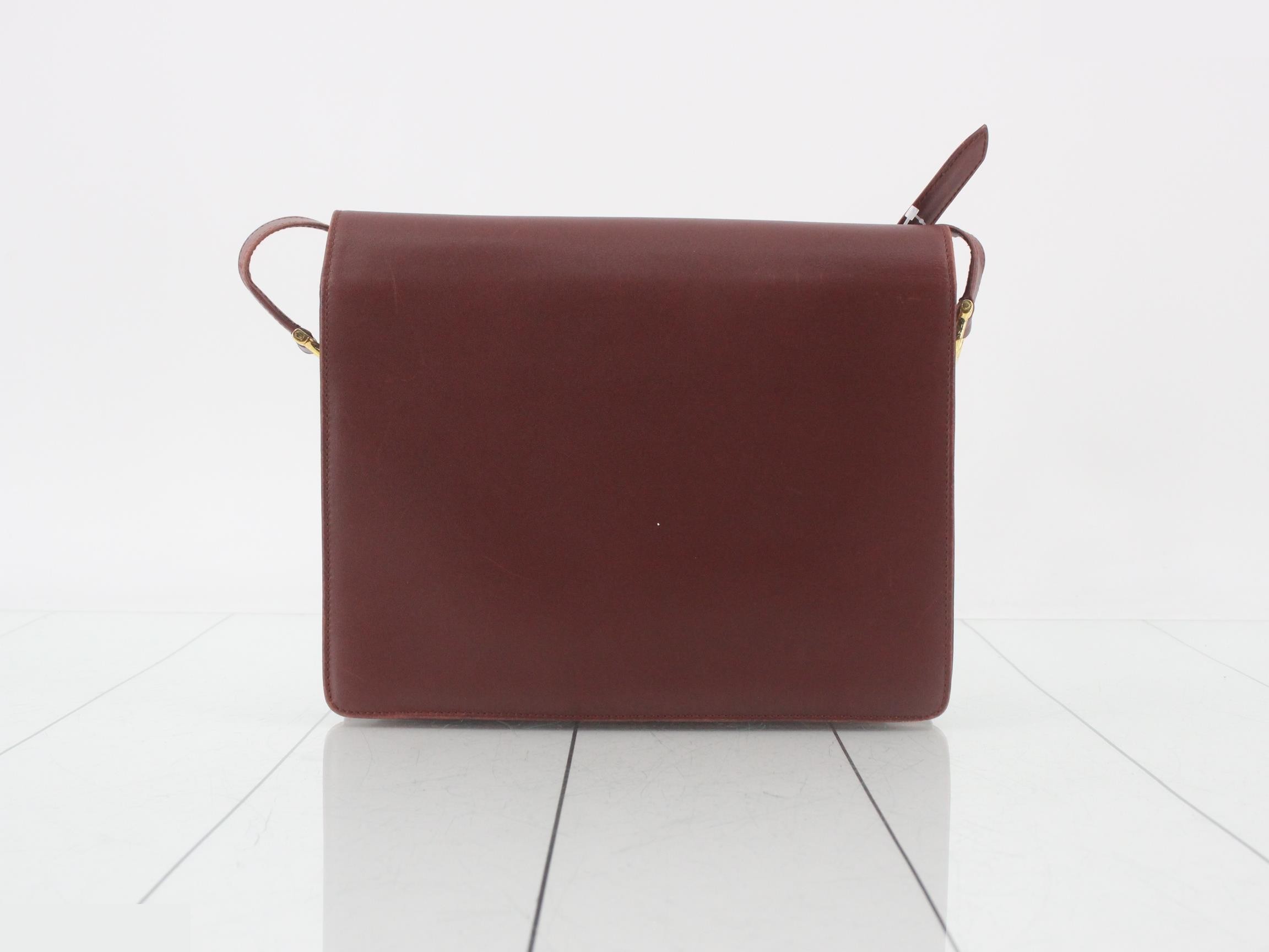 Leather shoulder bag with logo hardware — view 2