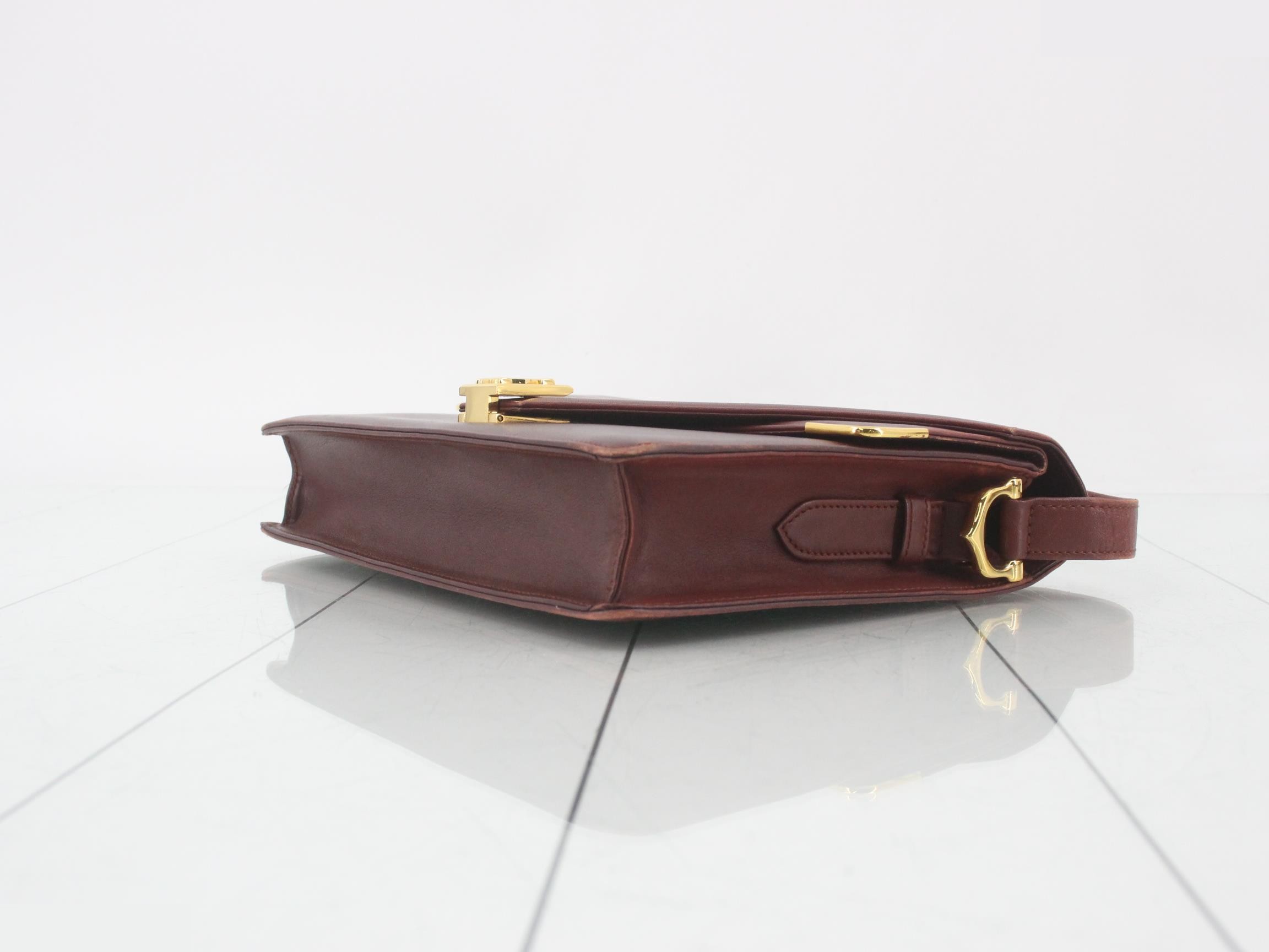 Leather shoulder bag with logo hardware — view 6