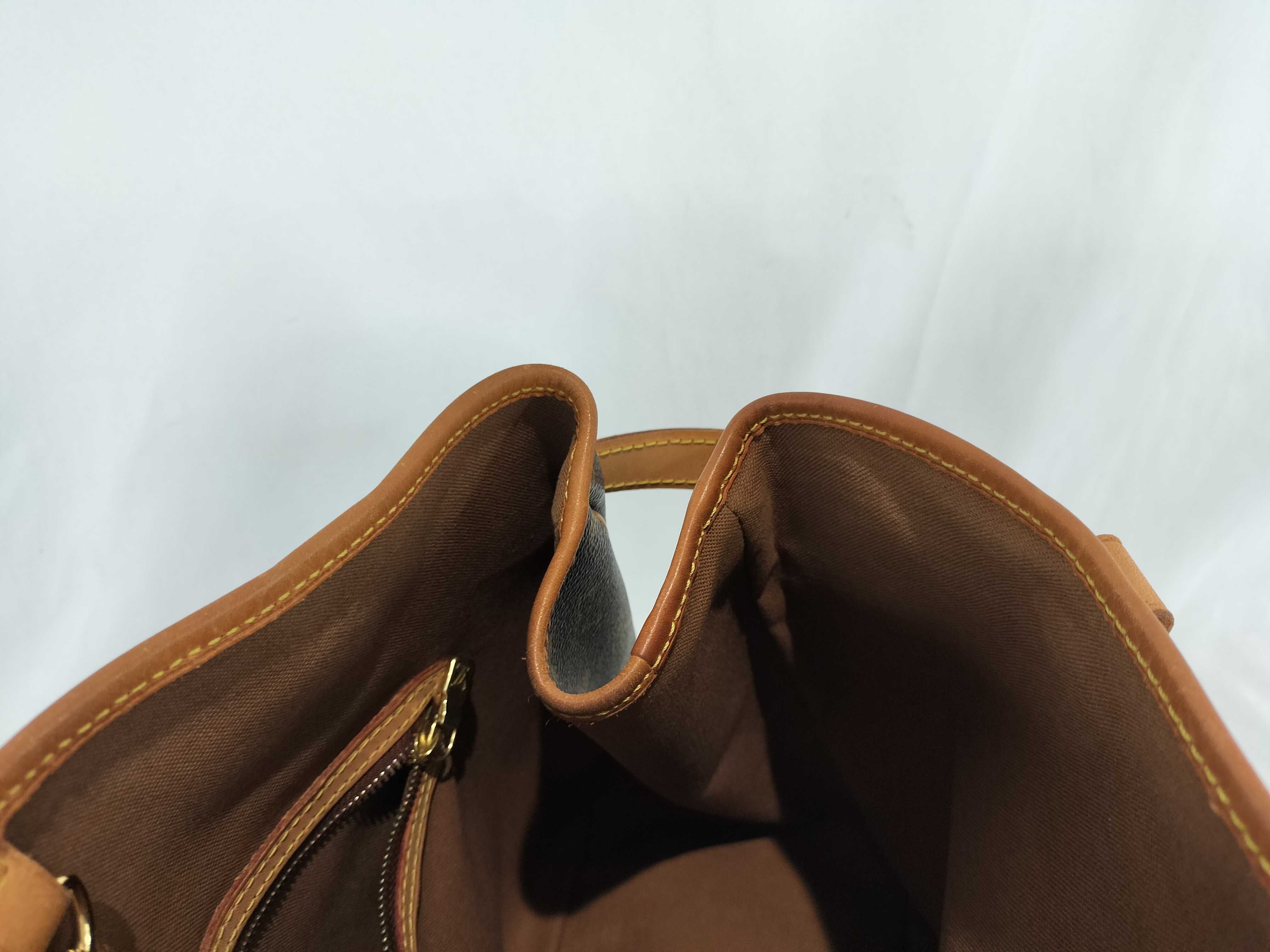 Monogram Louis Vuitton Monogram Batignolles Horizontal Handbag — view 11