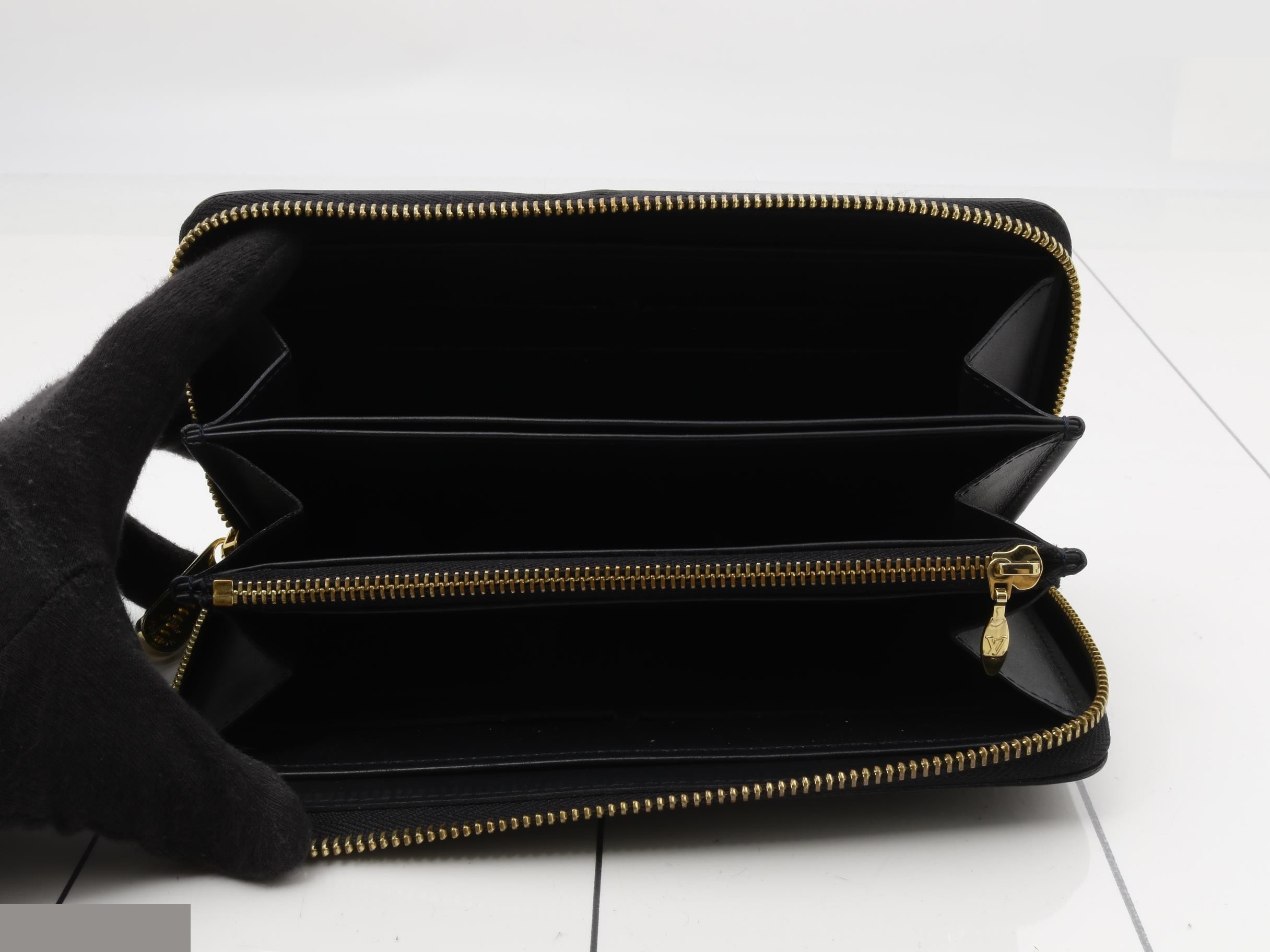Zippy Wallet — view 4