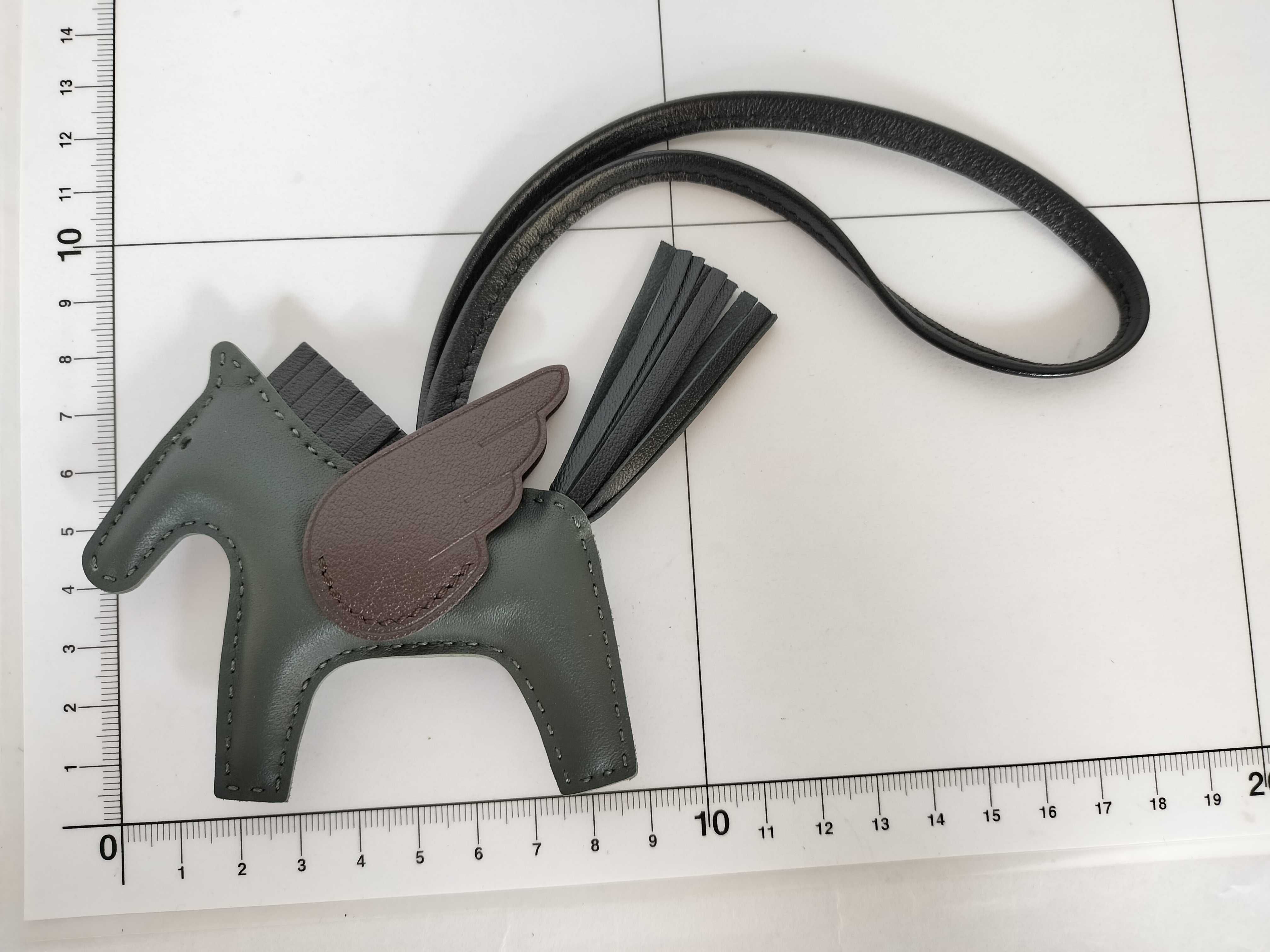 Pegasus PM G stamp charm — view 3