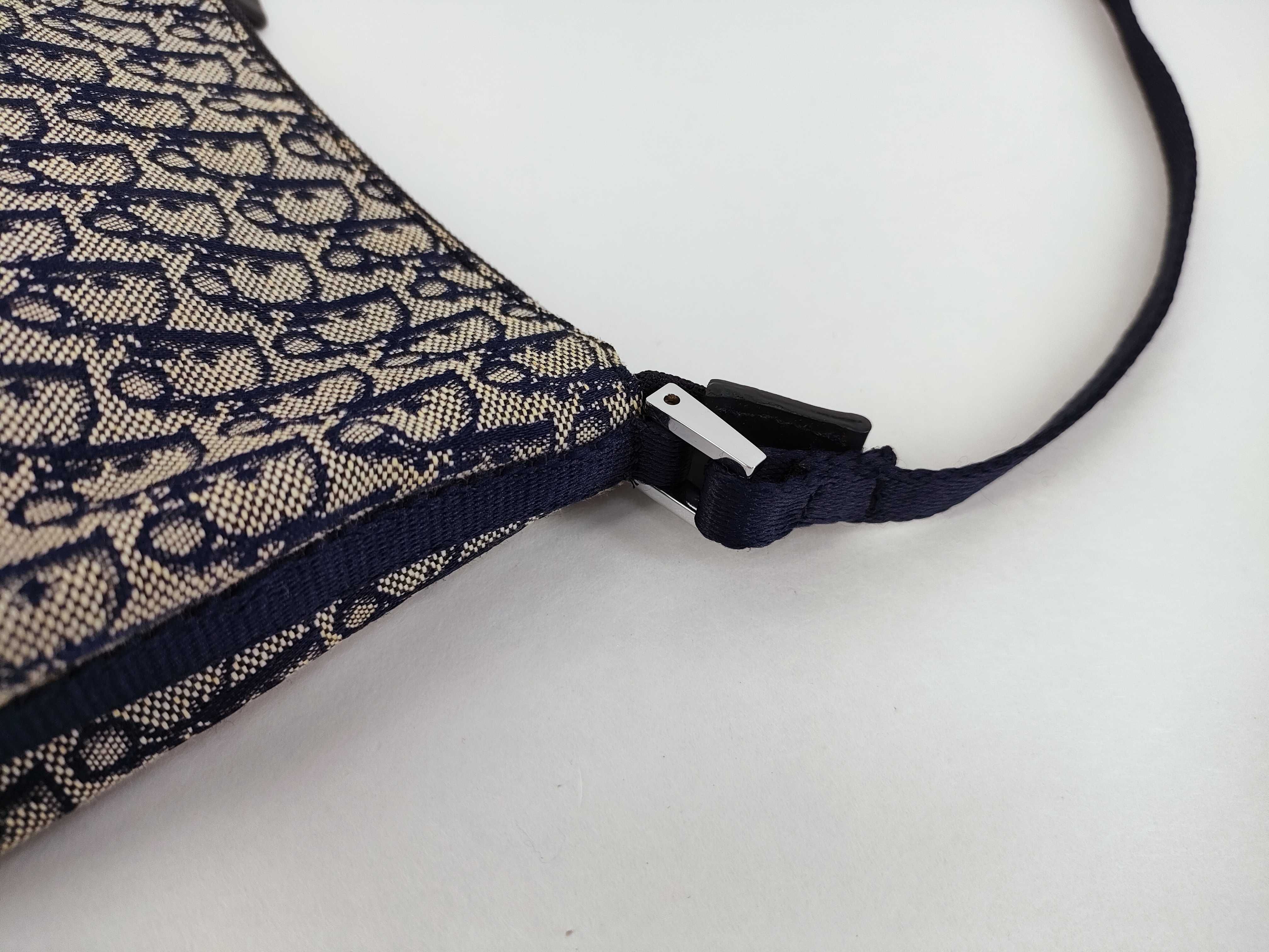 Trotter Shoulder Bag, Navy — view 5