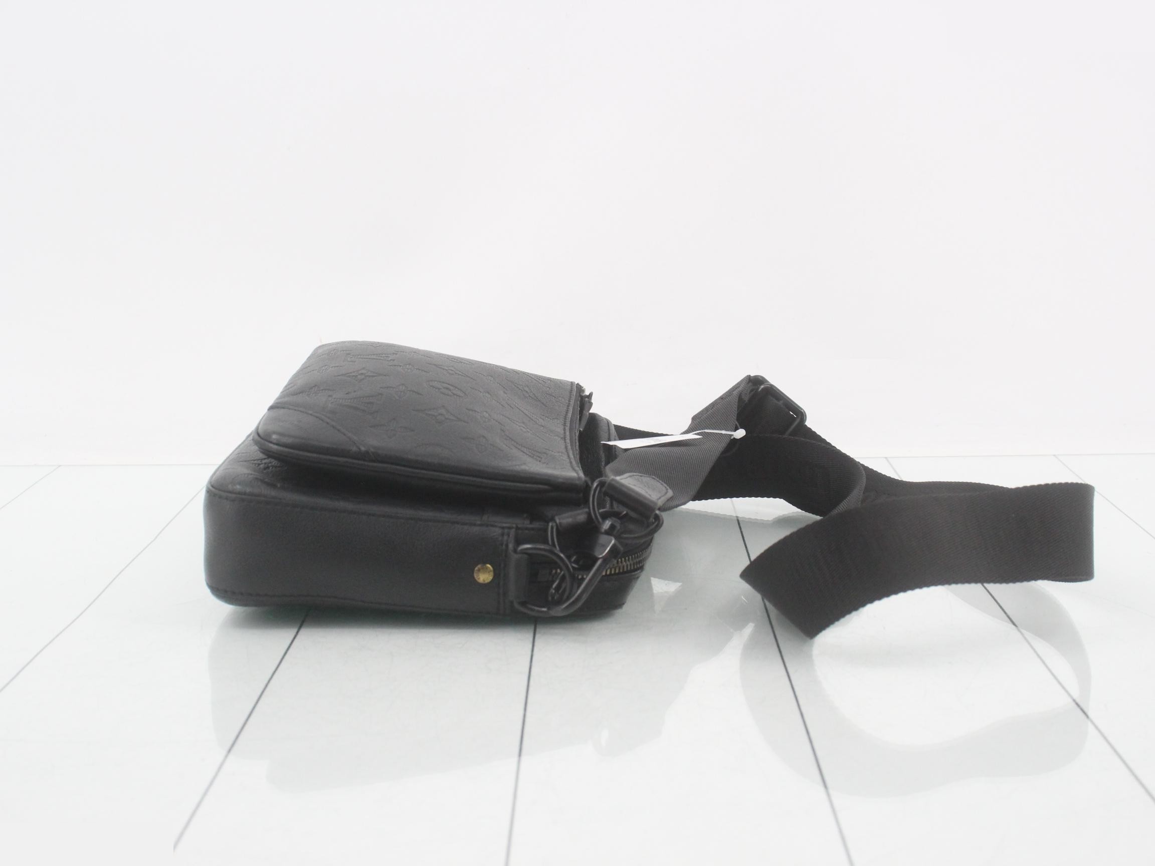 Monogram Shadow Trio Messenger Shoulder Bag — view 3