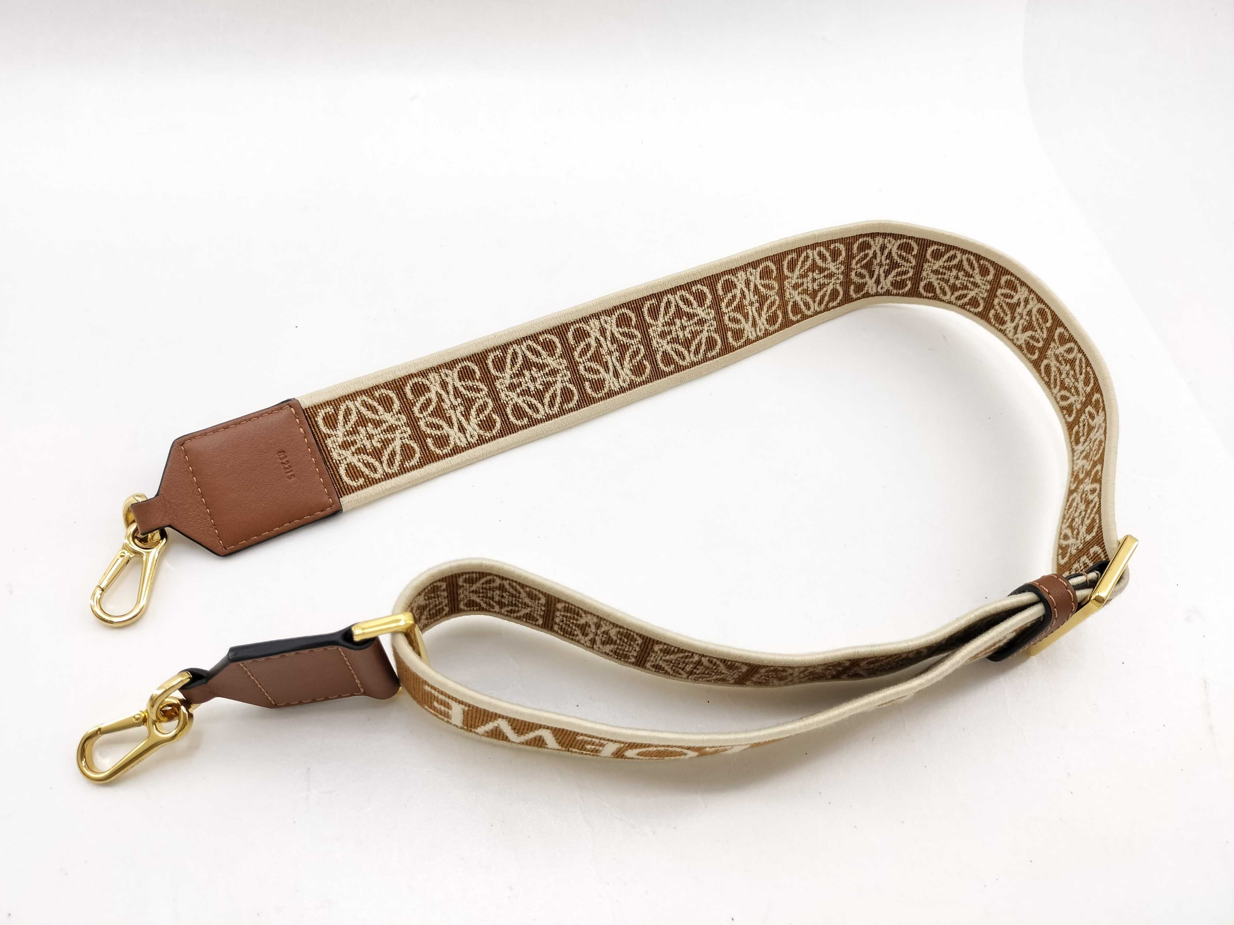 shoulder strap, Anagram pattern, canvas and leather, brown, gold hardware. — view 4
